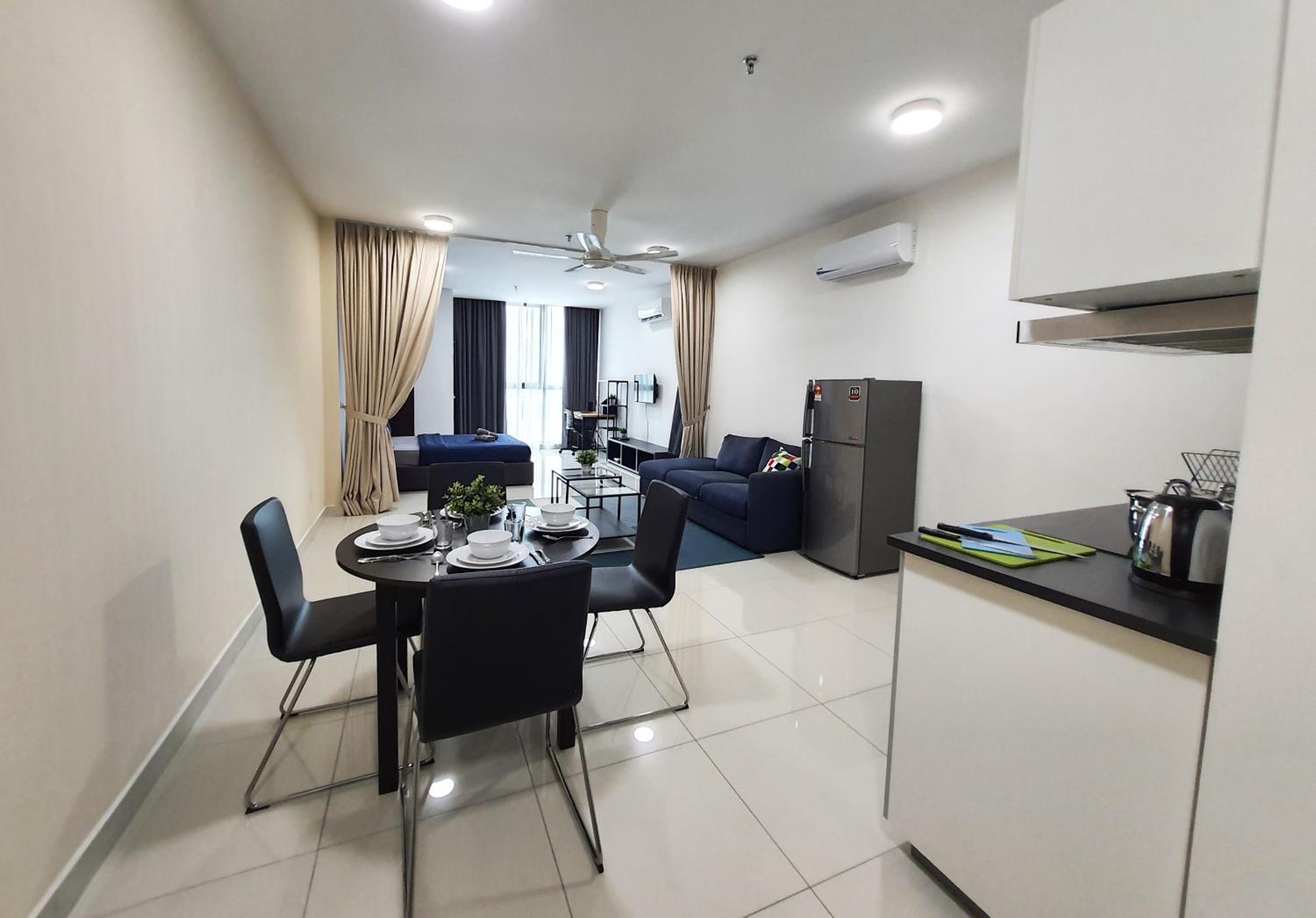 PJ Atria Sofo by SkyLimit Suites