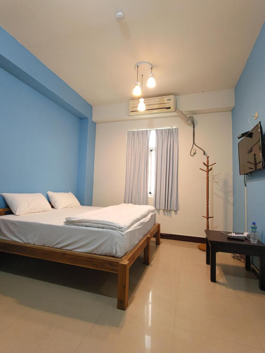 17 years old coffee hostel view 4