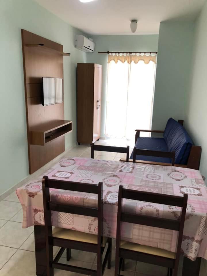 Apartamento completo Condomínio Caribe Ubatuba