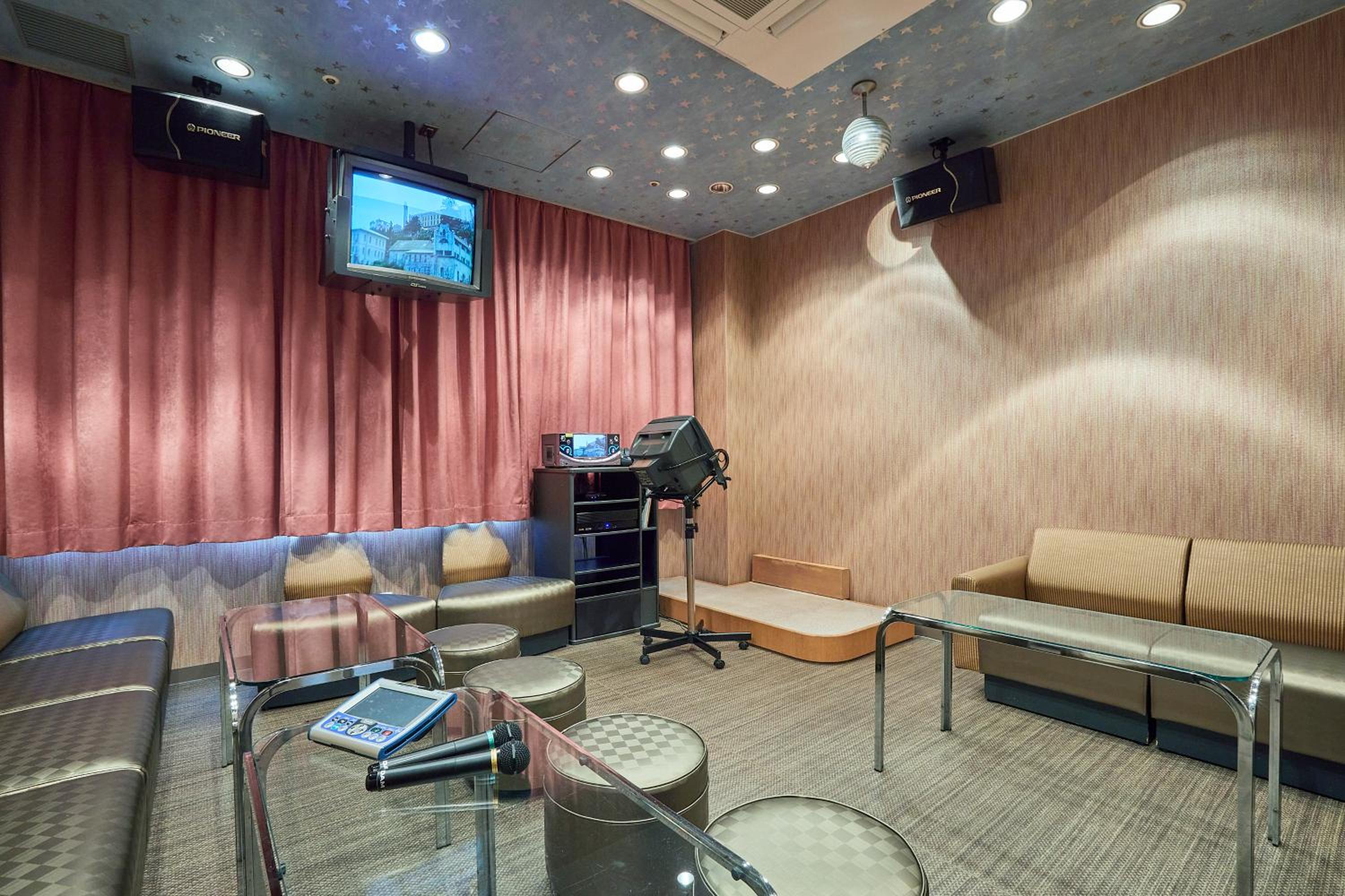 meeting & event spaces
