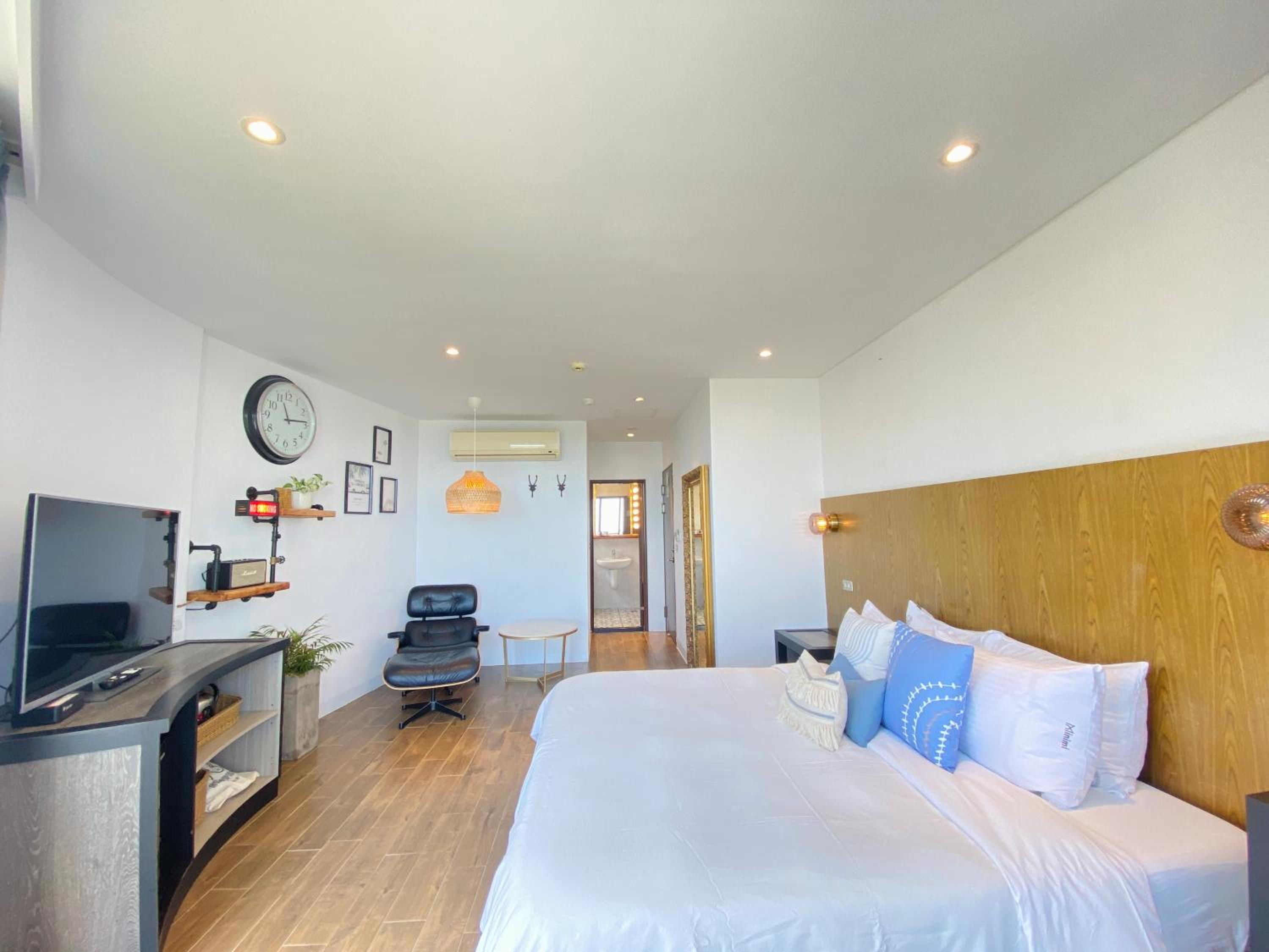 Minimi Inn-Sailrock Beach House