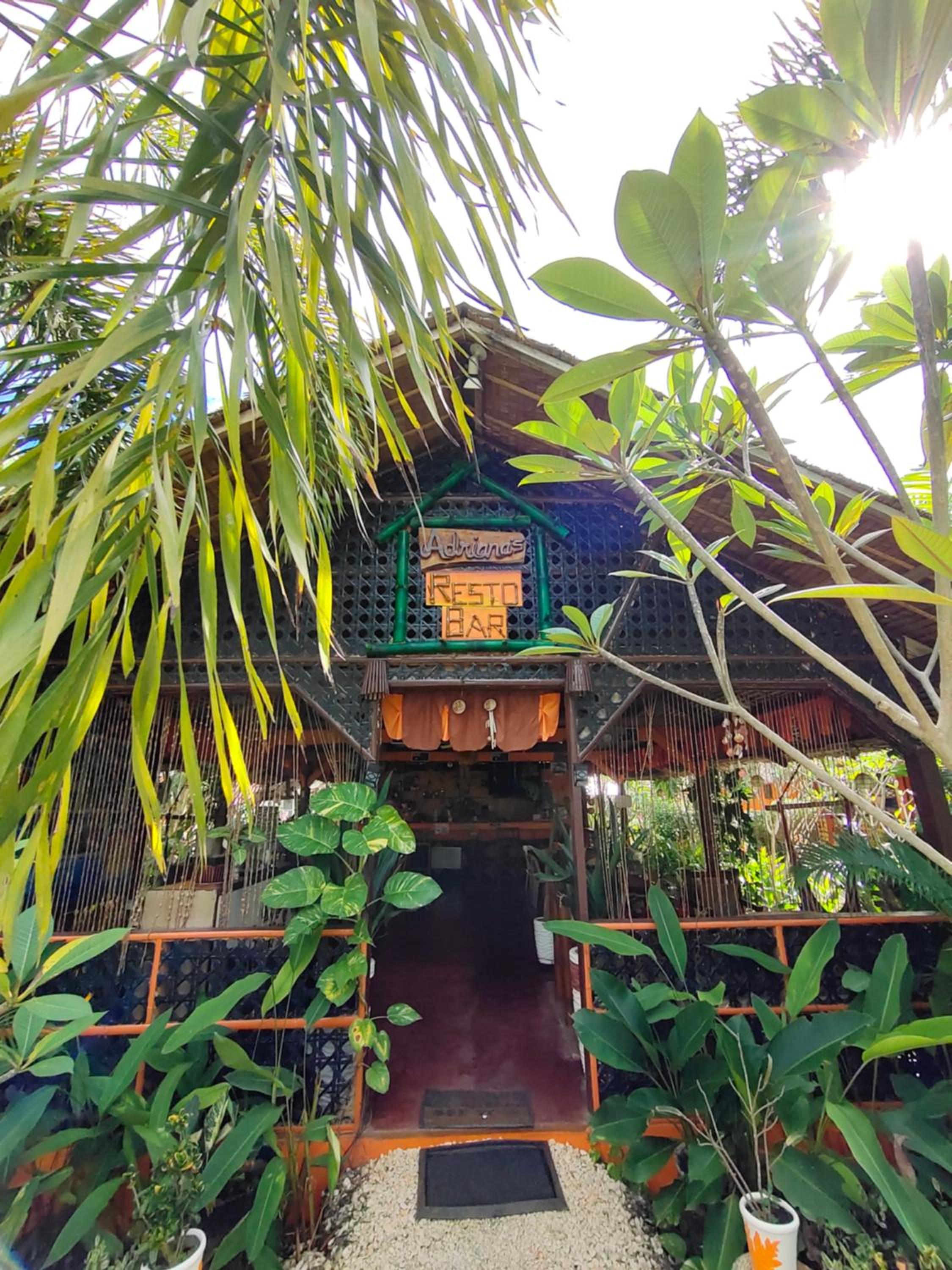 ADRIANA's PLACE TROPICAL GUESTHOUSE