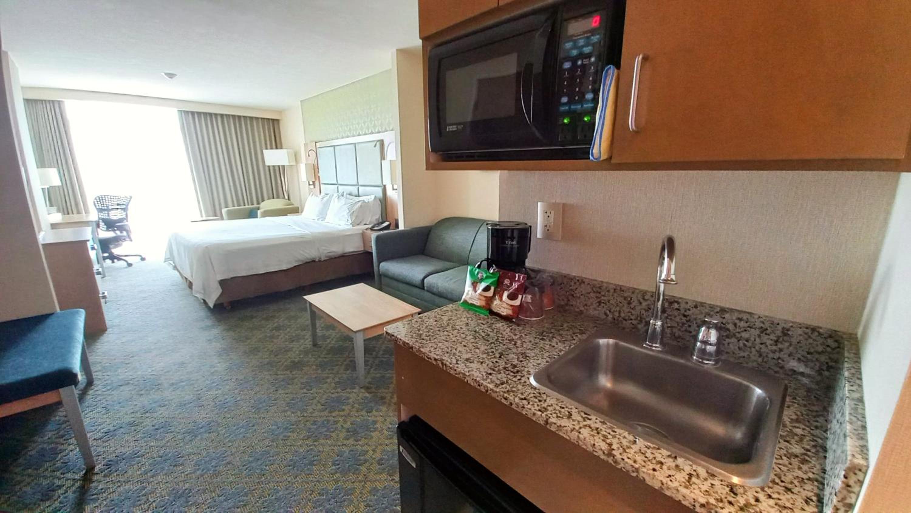 Holiday Inn Express & Suites Cuernavaca by IHG