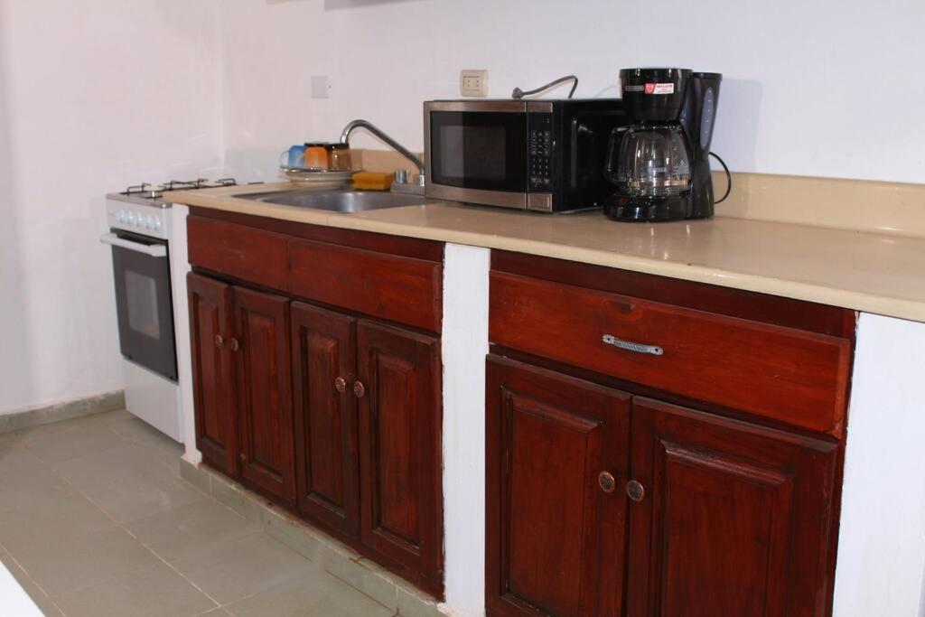 Dominican Suite 23, Incredible 1 Bed Apt (DS23) view 3