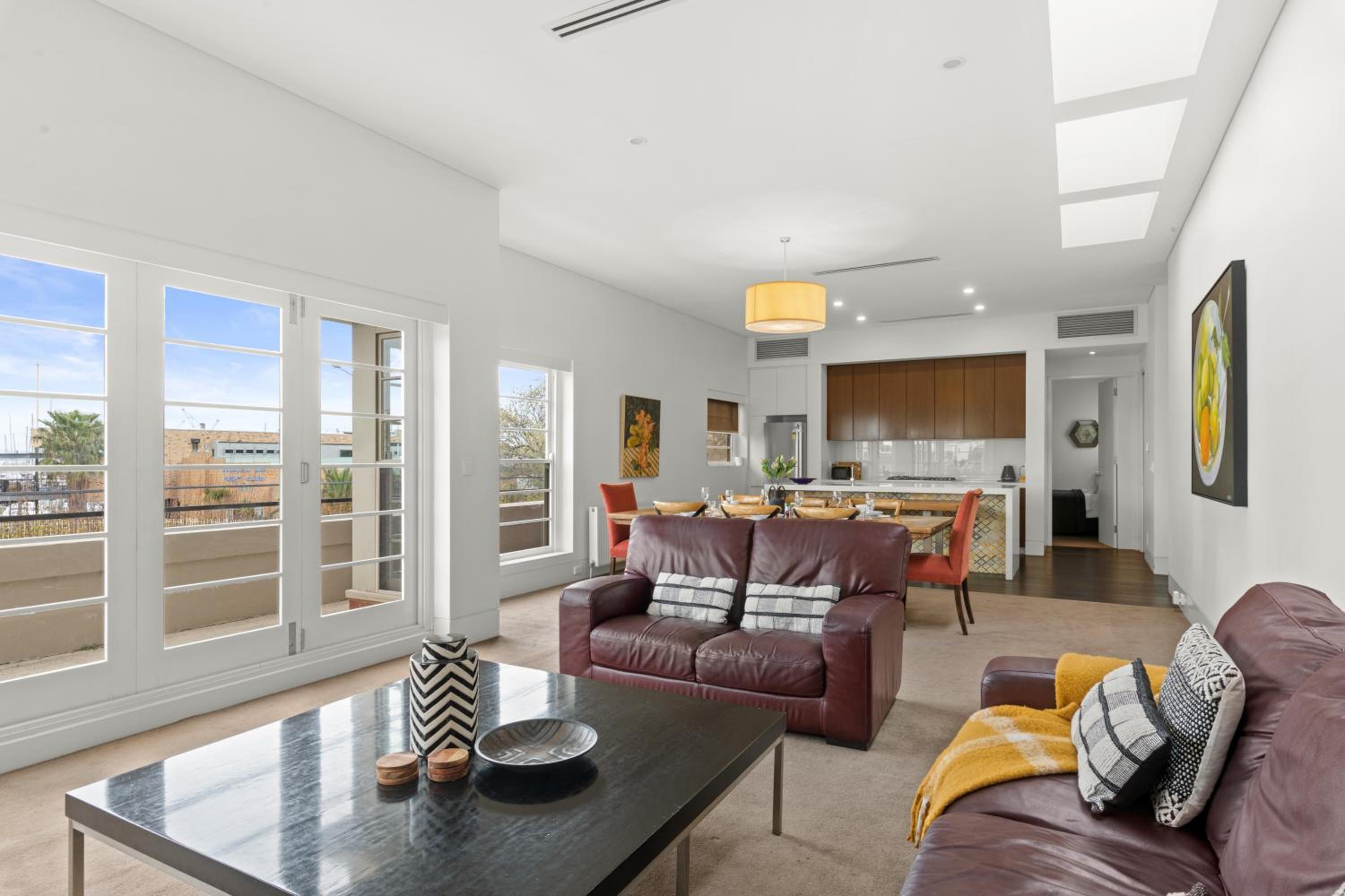 Captains Retreat Apartments and Cottages