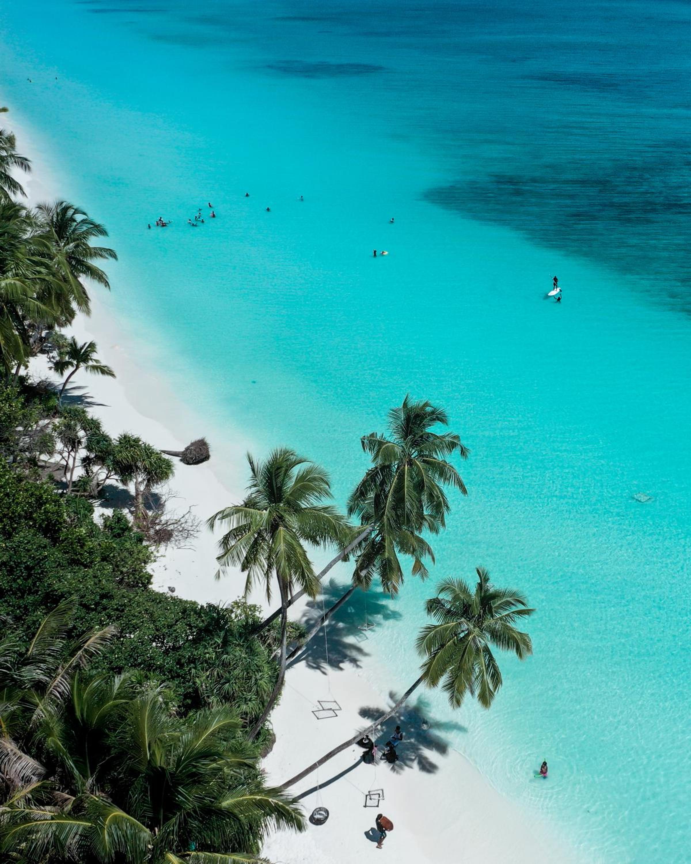 Clouds Beach Retreat Laamu Gan