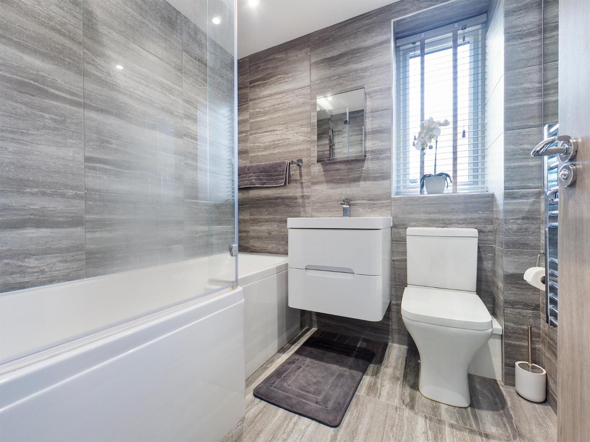 Contemporary 2 bedroom eco home with a twist view 3