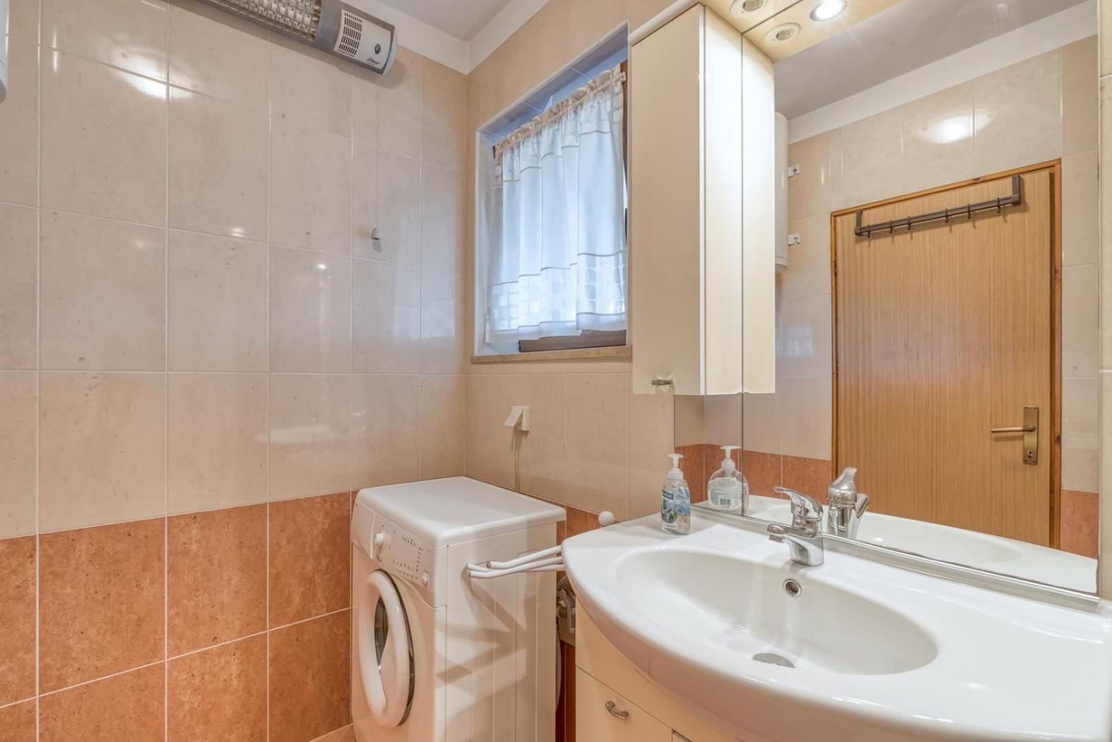 Apartment Lucijan