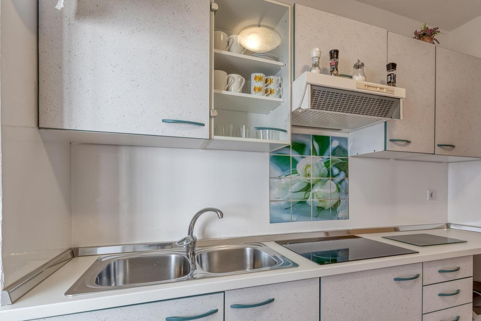 Apartment Lucijan