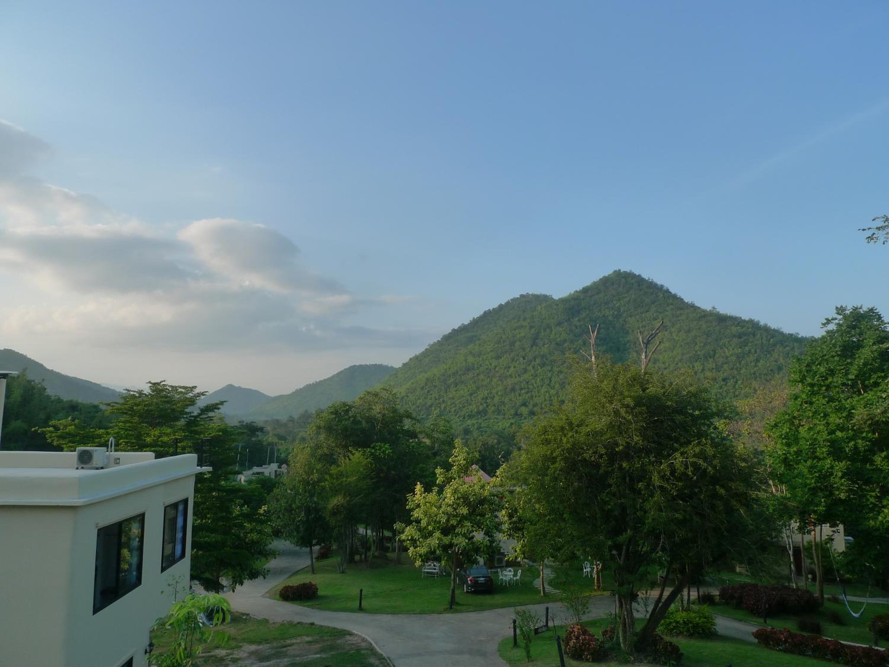 Hi-scene Resort