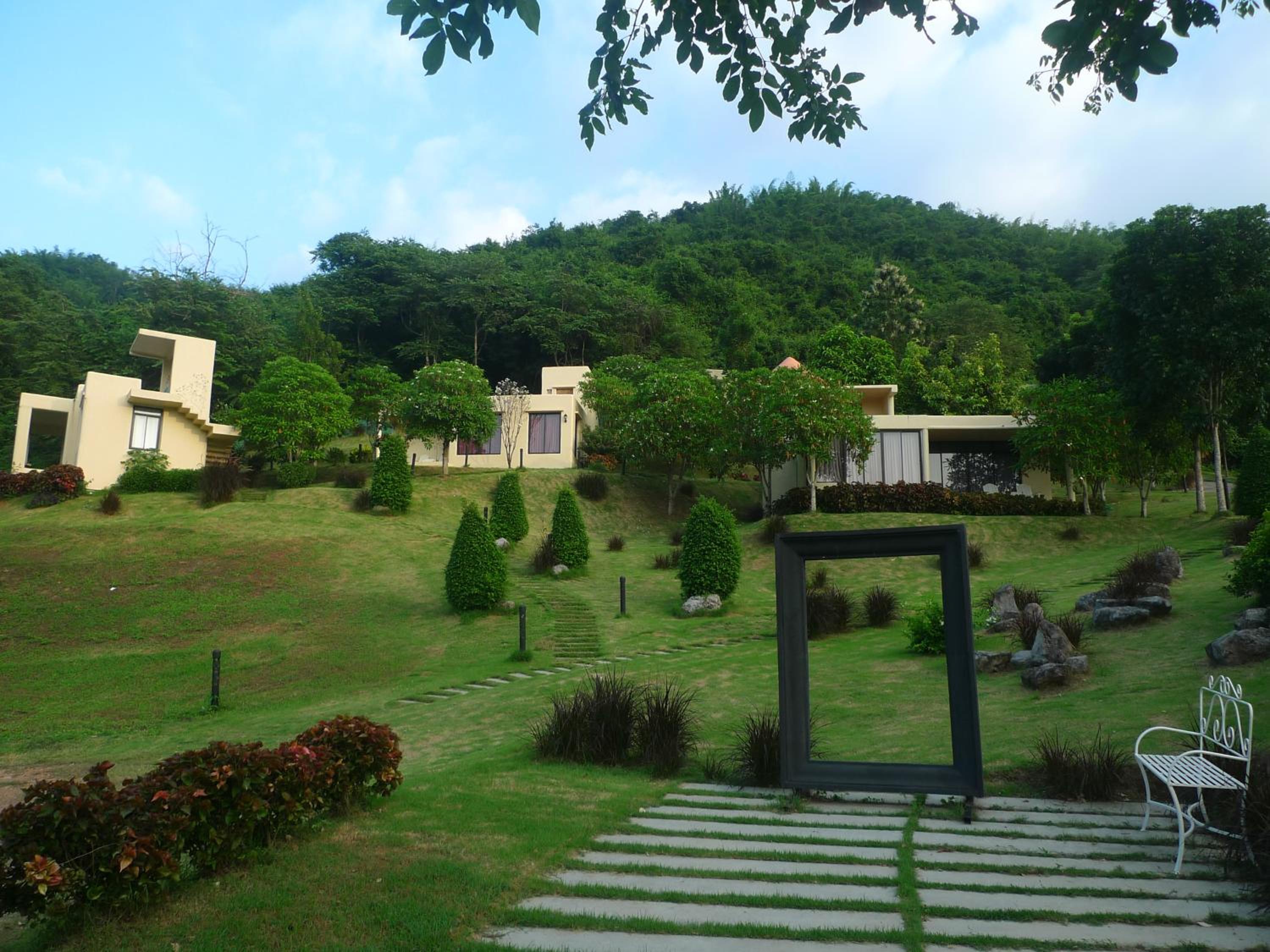 Hi-scene Resort