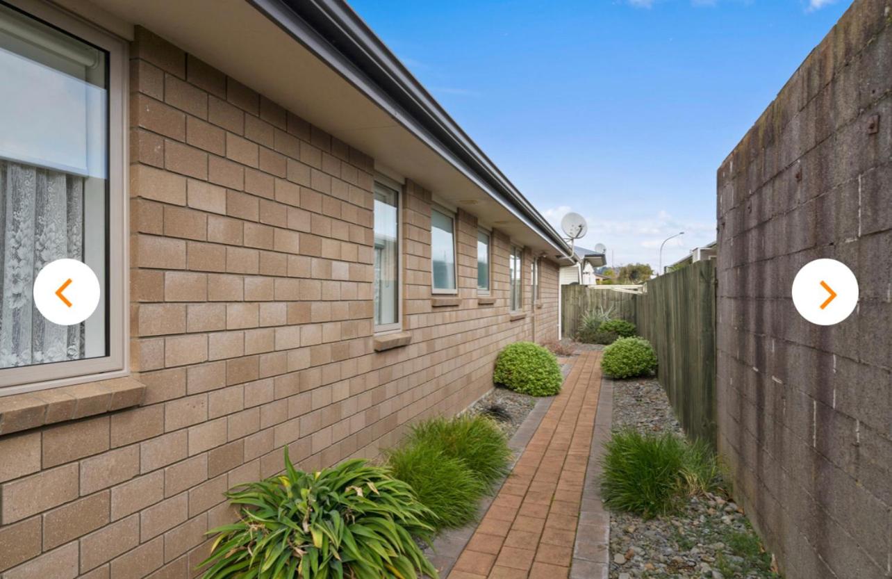 Cosy Rotorua center holiday home view 2