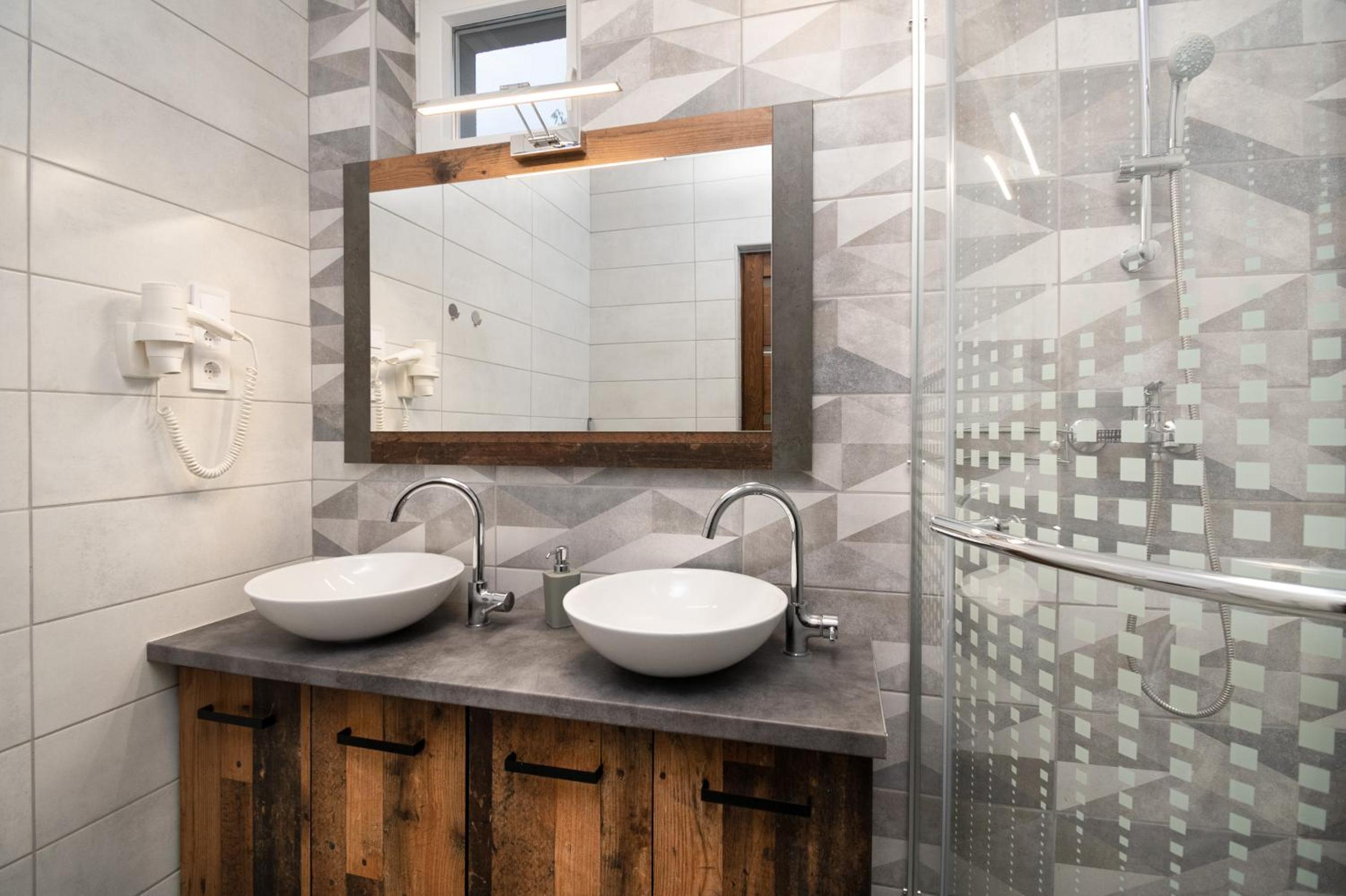 Reborn Lux Apartments view 3