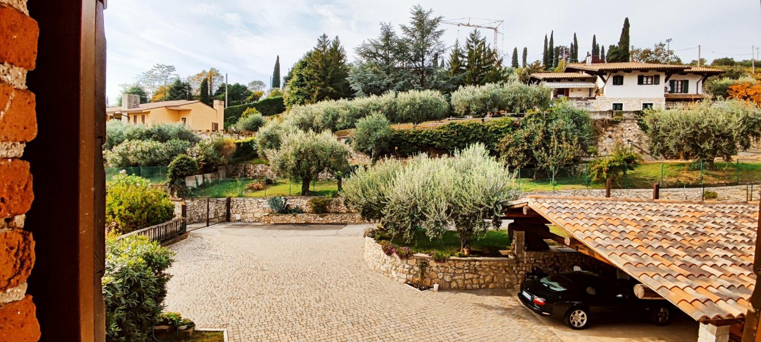 B&B QUINTARELLI view 5