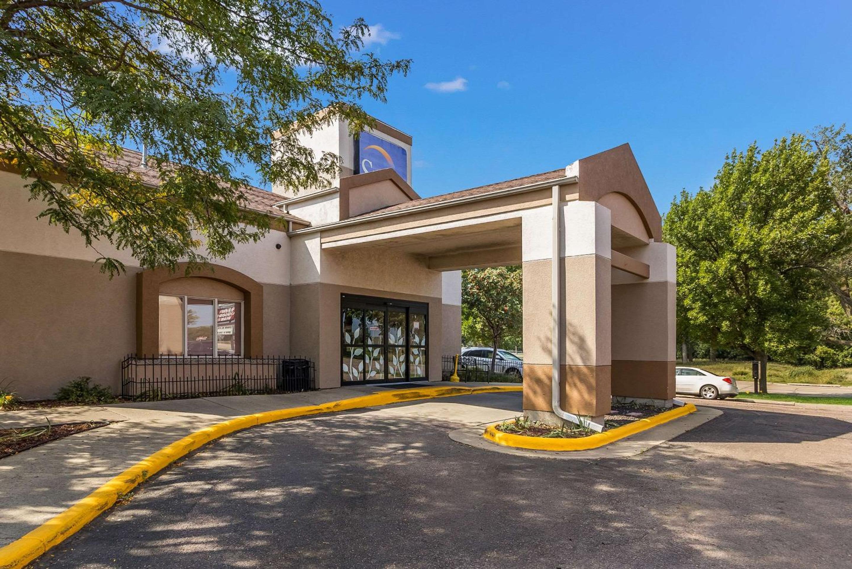 Sleep Inn Sioux Falls Airport view 2