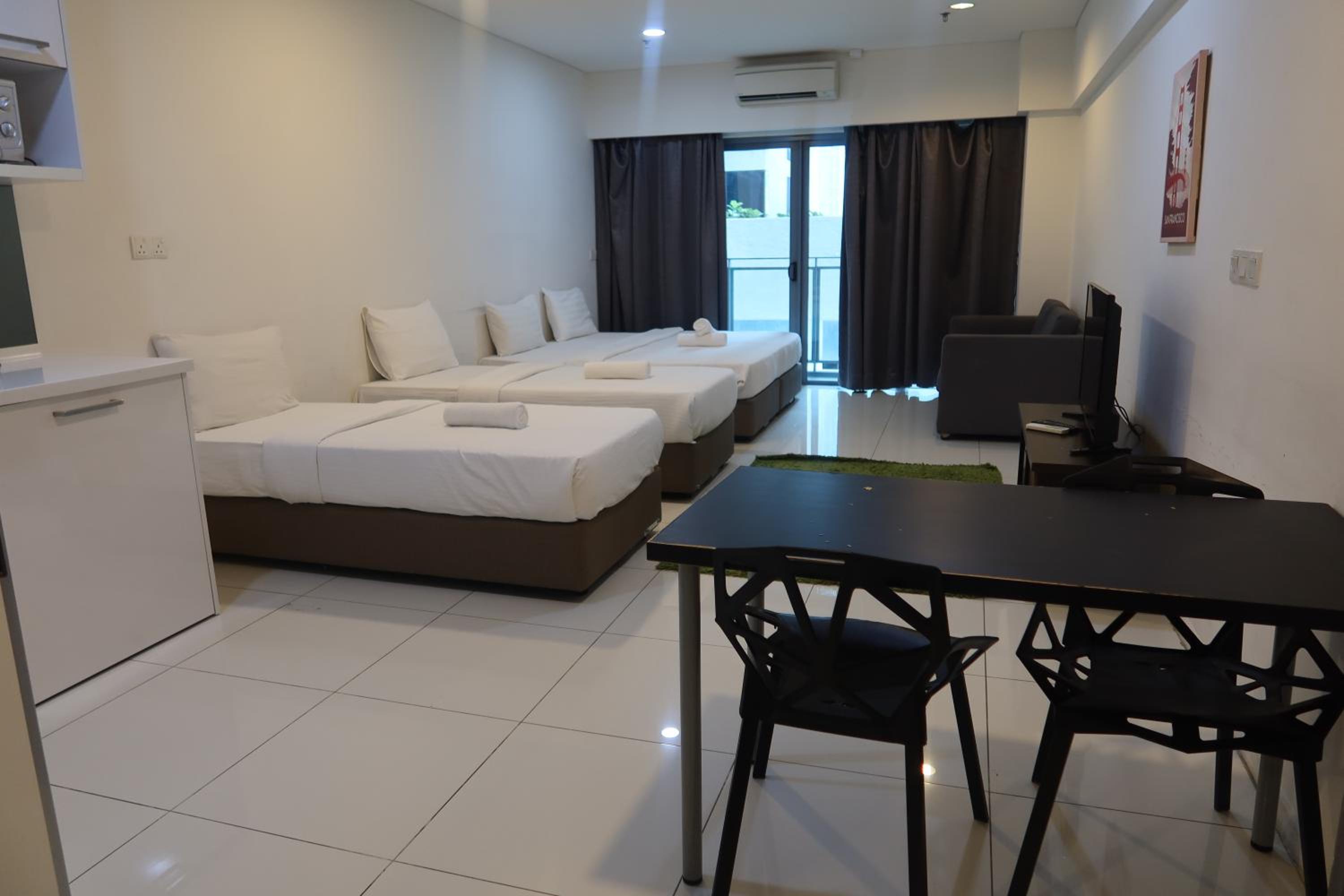 Summer Suites Residences by Subhome