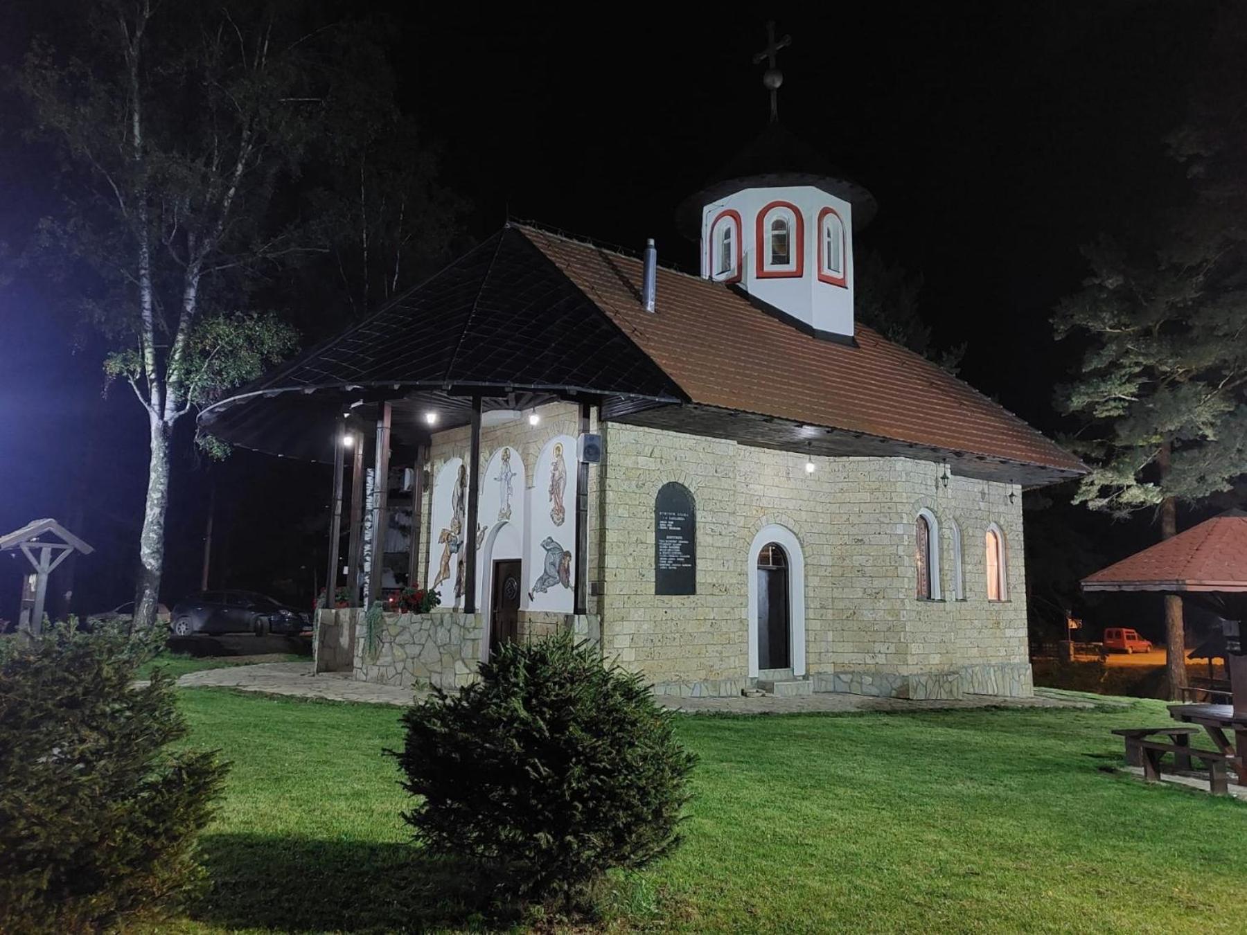 Photo 51
