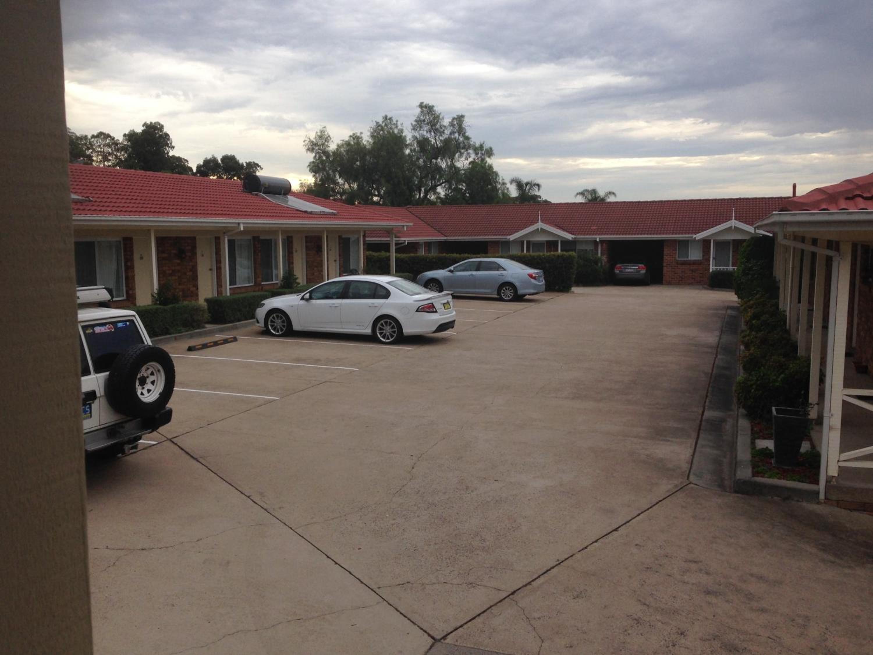 Baybrook Motor Inn