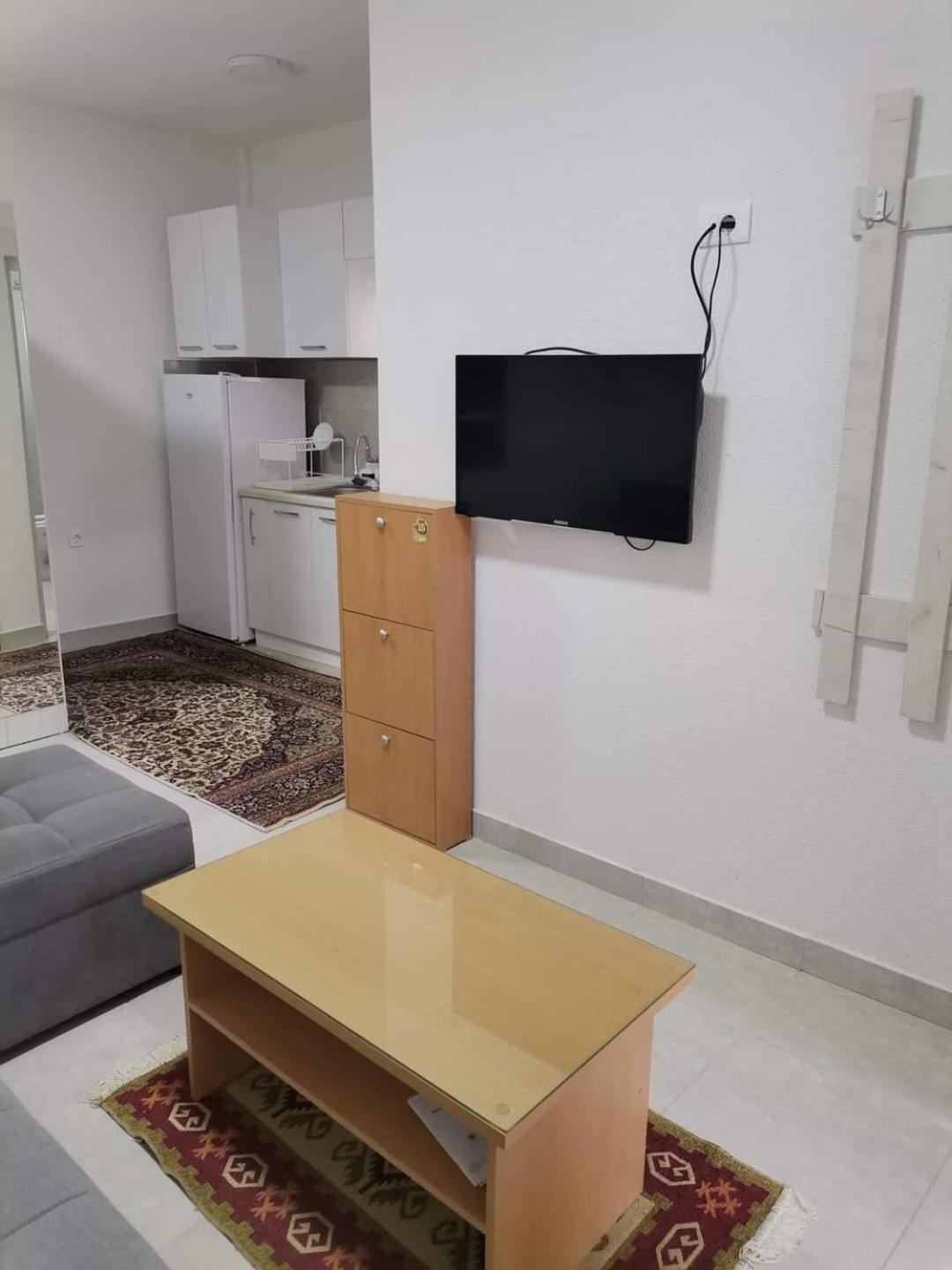 Evgeni Apartment view 4