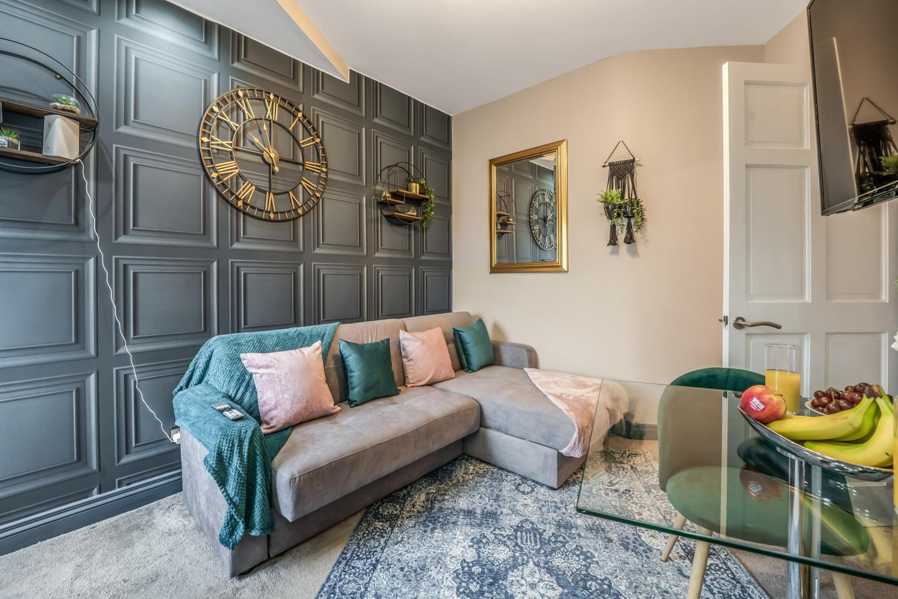 Stylish Central Edinburgh Abode