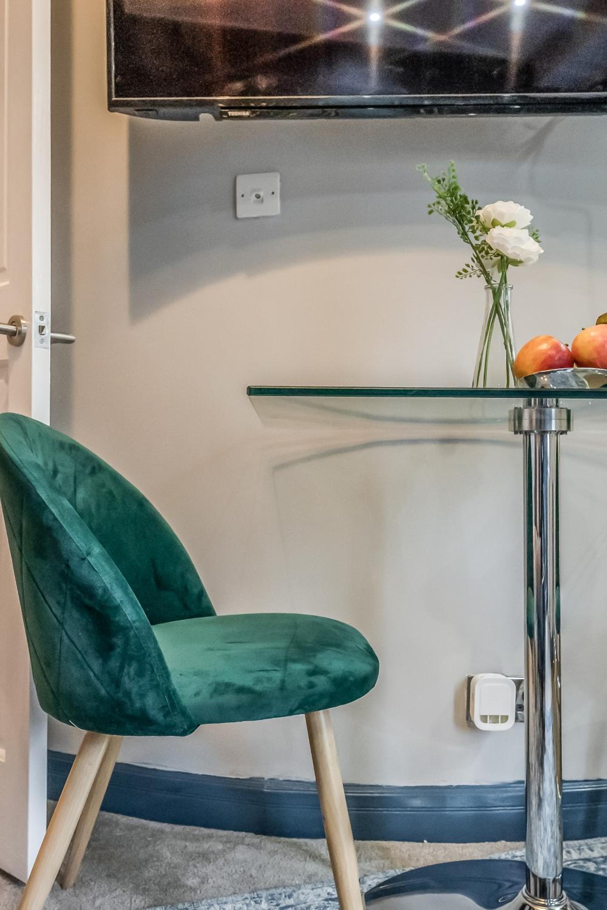 Stylish Central Edinburgh Abode