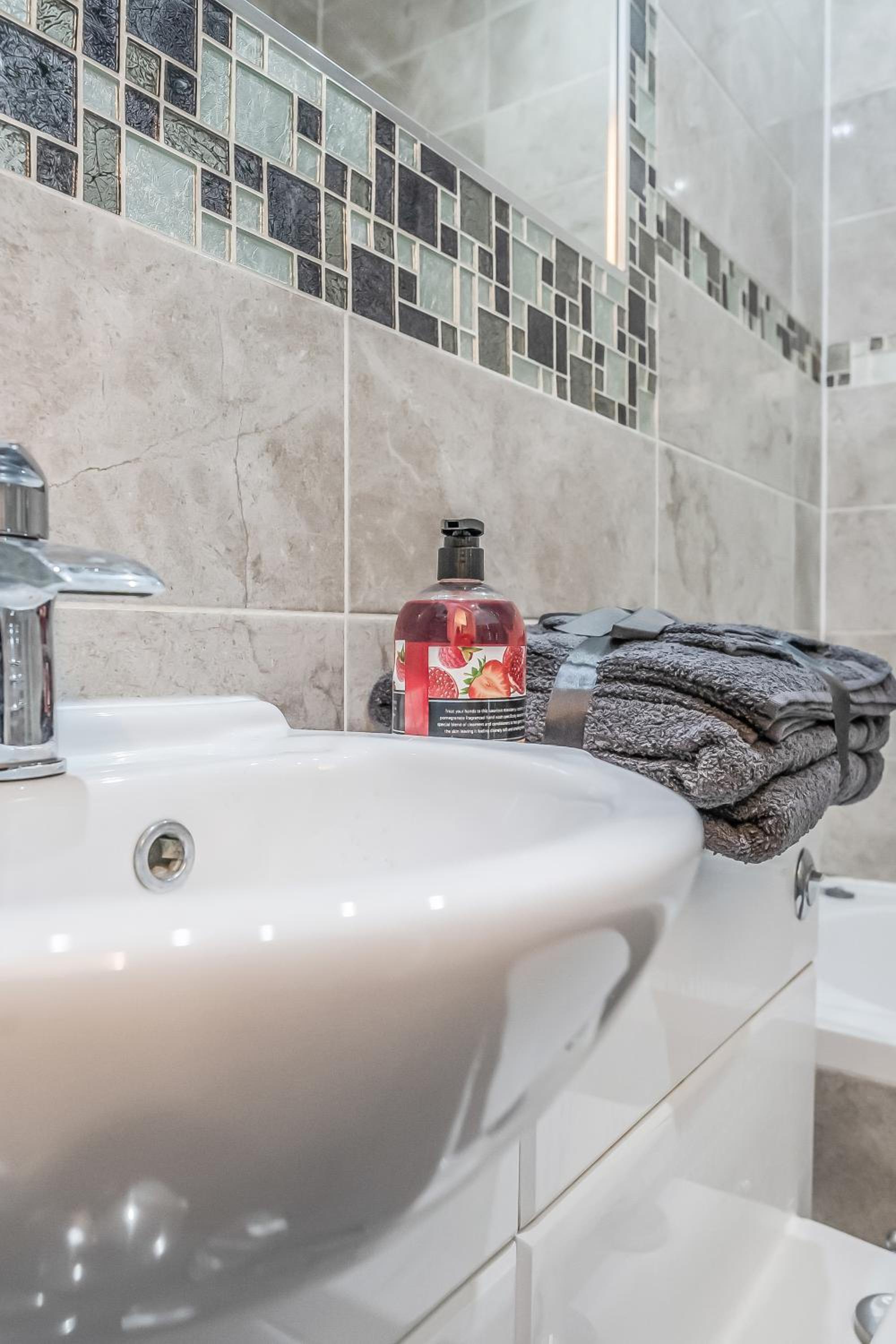 Stylish Central Edinburgh Abode