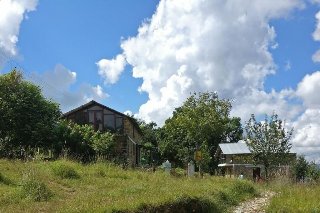 BAANZ CABIN - managed by The Silver Oak Place view 3