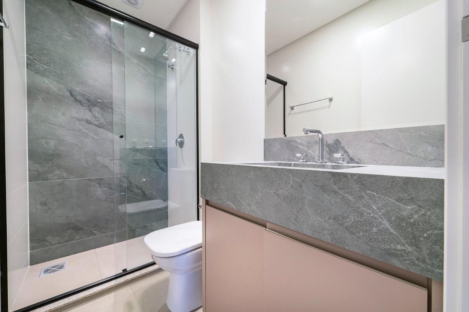 Modern 3 bedroom apartment for rent