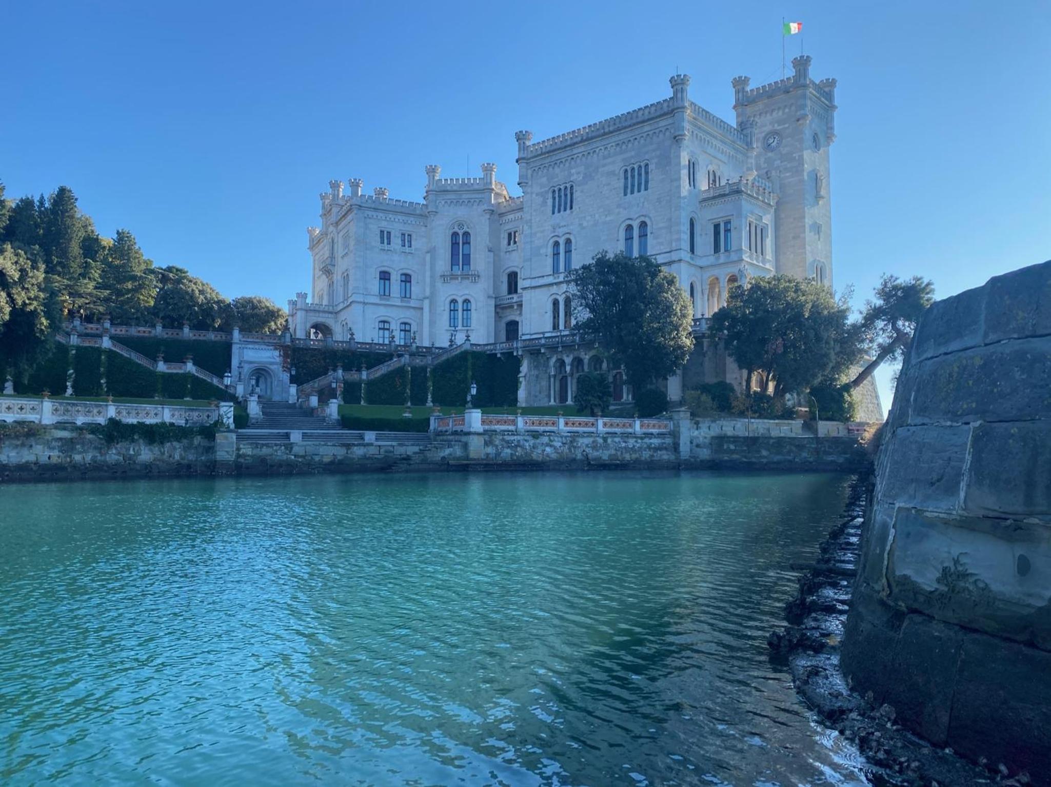The Grand Apartment