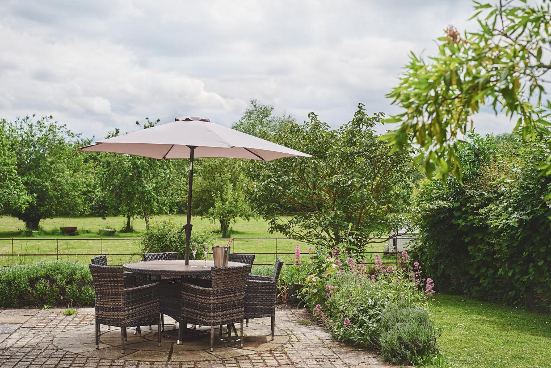 Apple Tree Cottage view 5