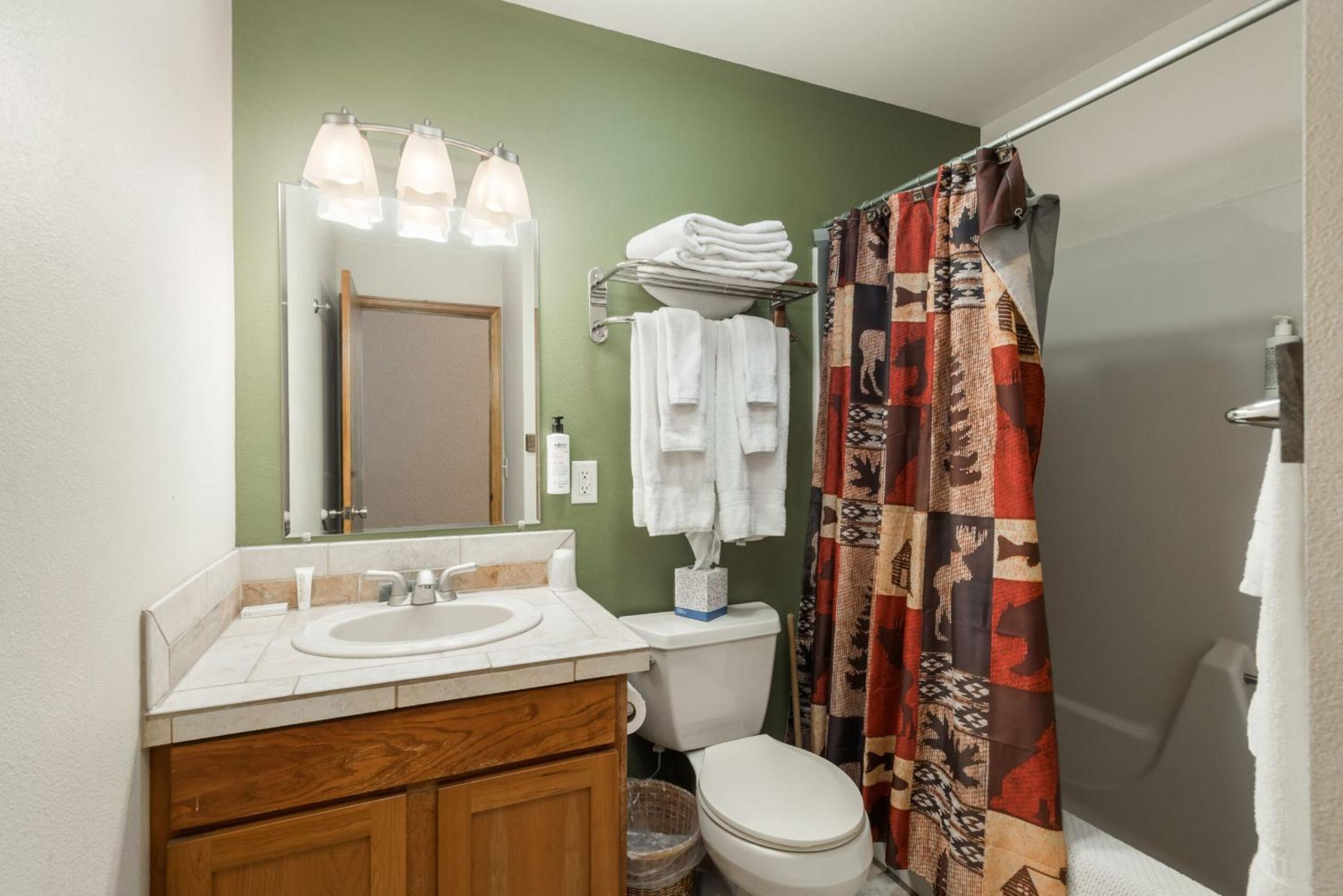 Ponderosa Lodge - Property Image 14