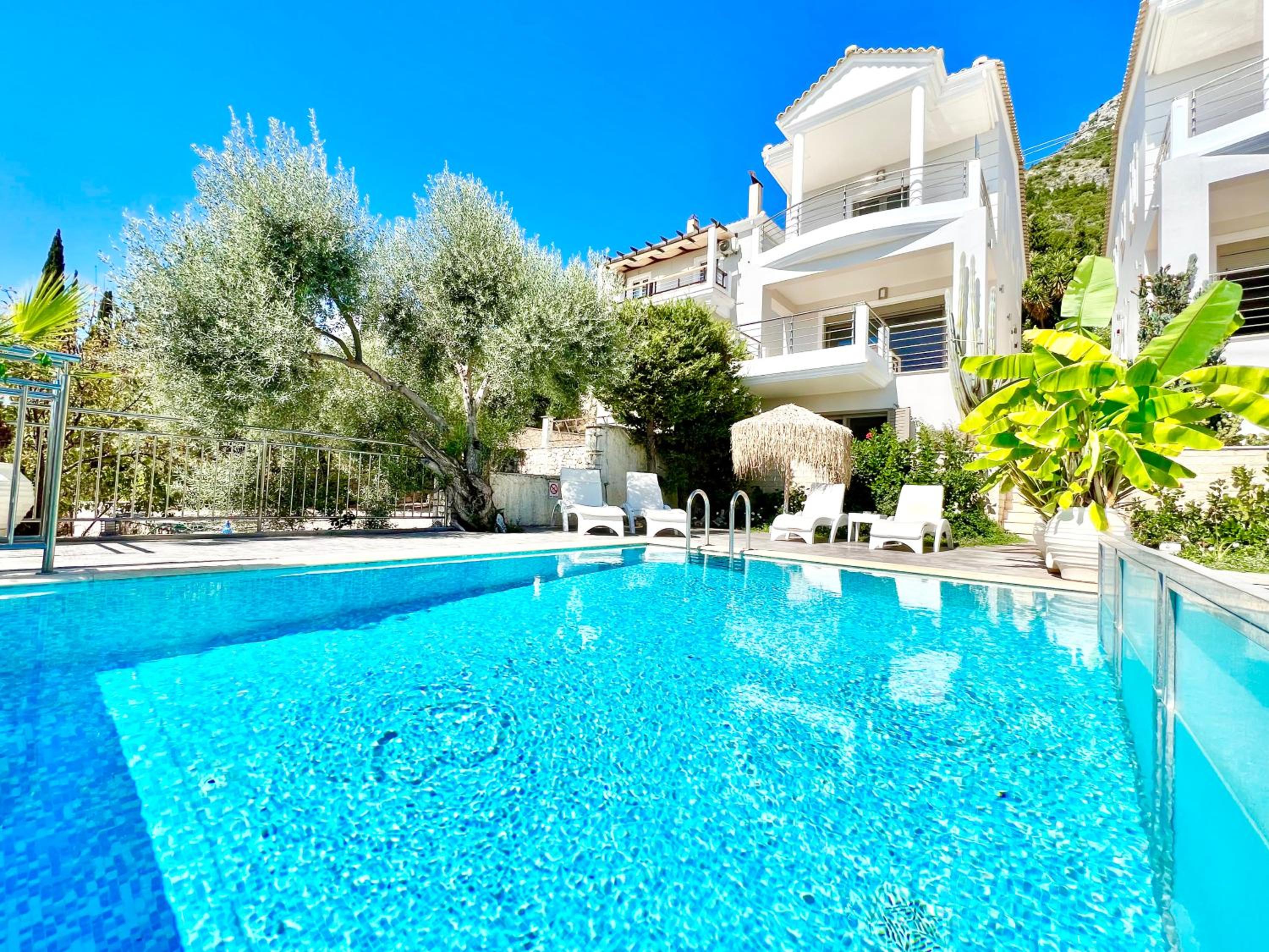 Luxury Villa San George with private pool by DadoVillas view 3