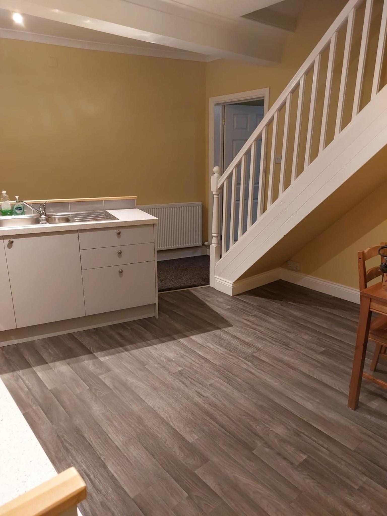 Penrith Vacations - Entire two bedroom house in penrith - Property Image 5