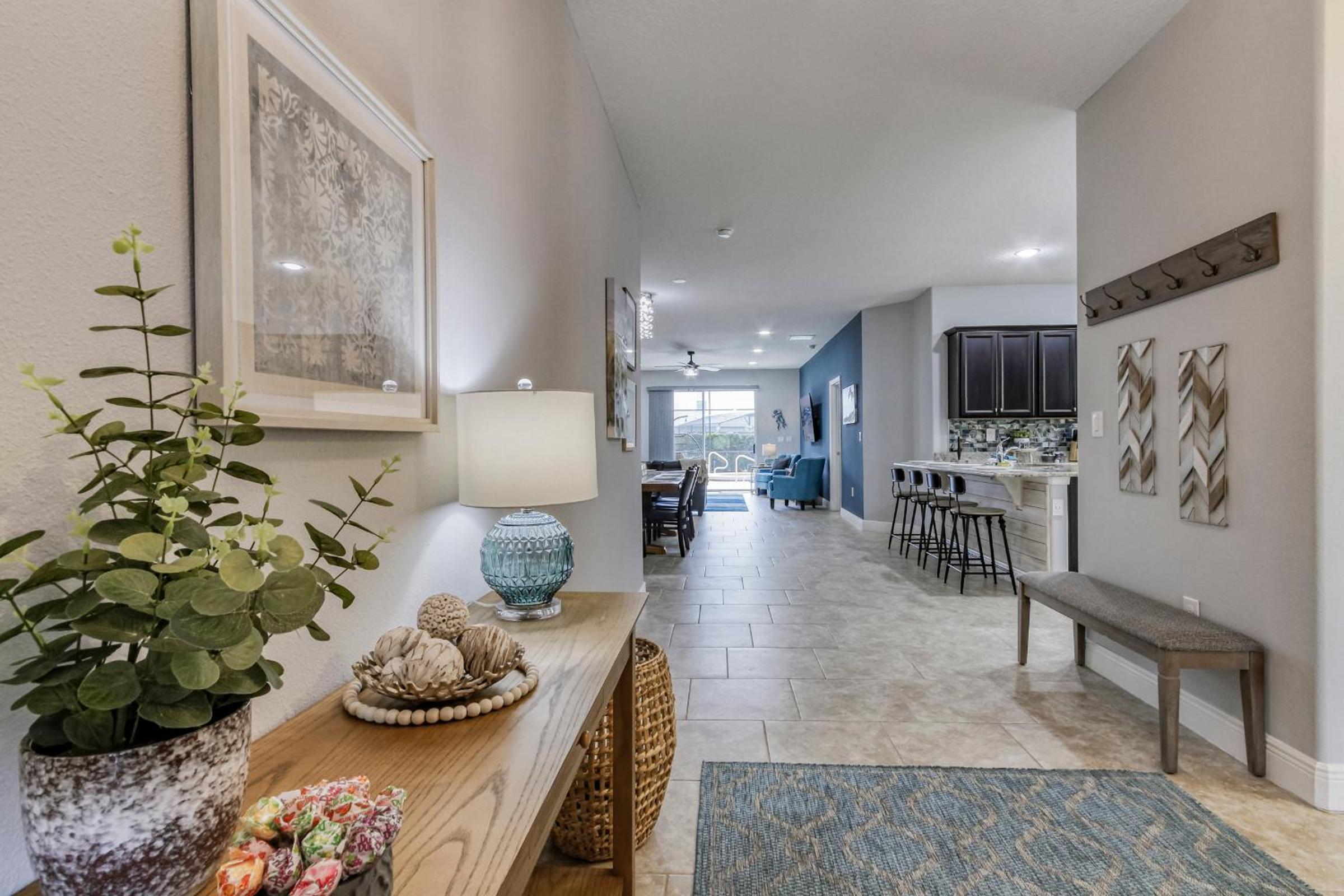 Oasis at Solterra - 5 bed family resort pool home