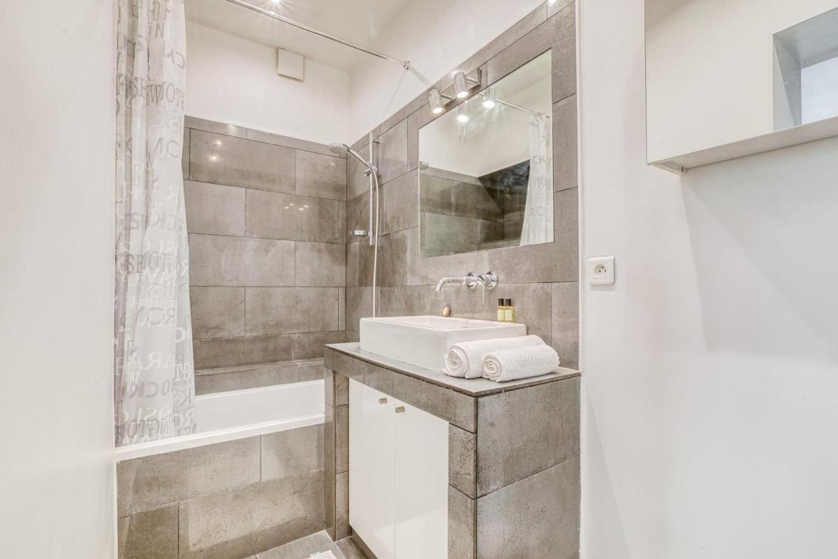 GuestReady - Amazing Apt near the Arc de Triomphe!