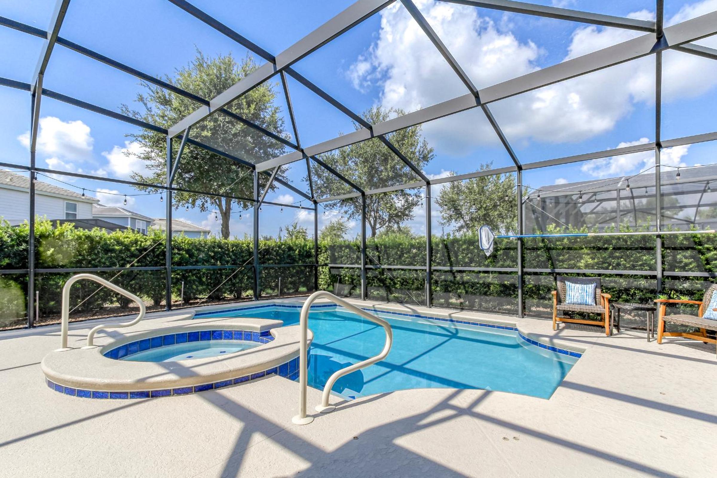 Oasis at Solterra - 5 bed family resort pool home