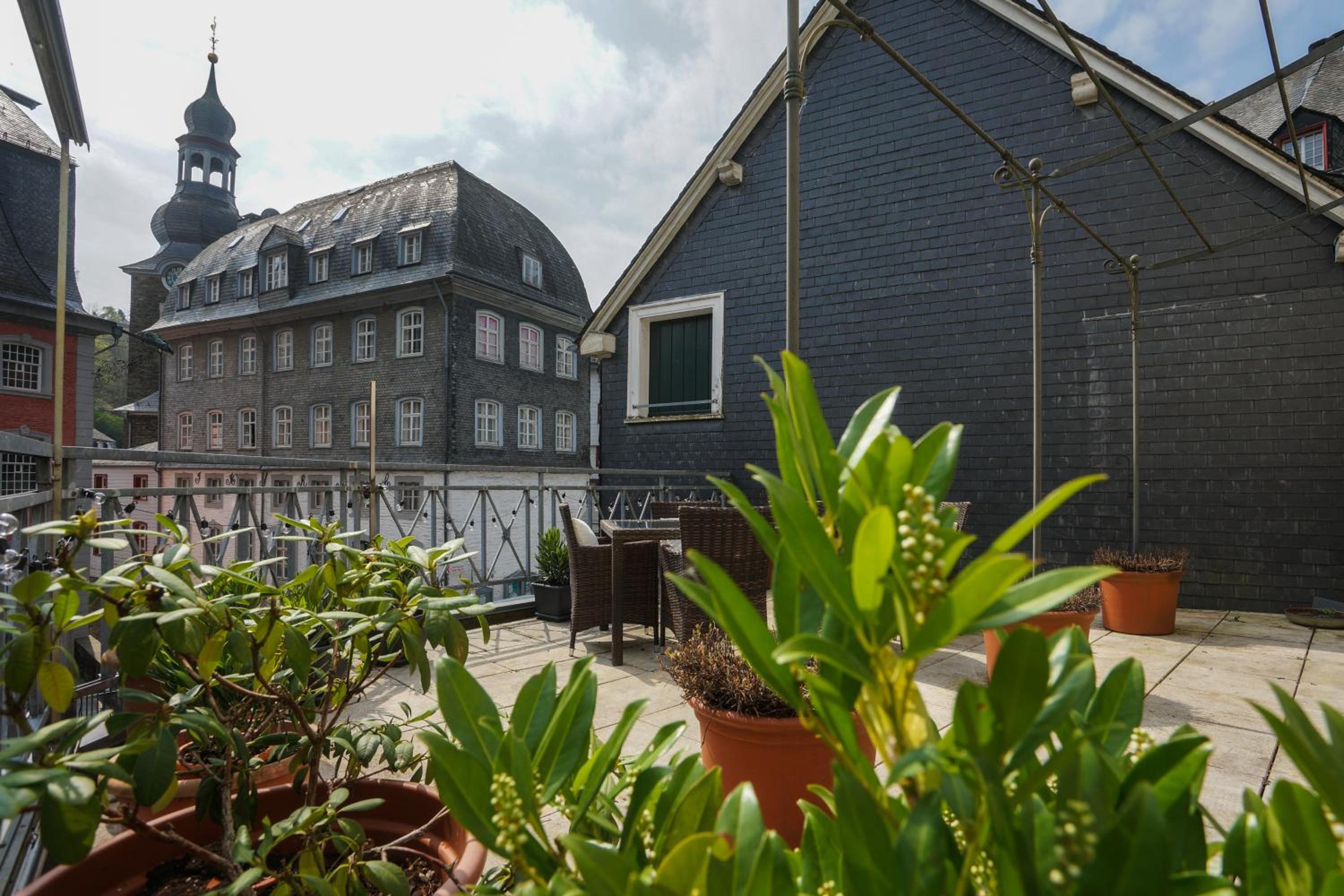 LOFT13 Traumhafte Wohnung mit Terrasse für 4 Gäste