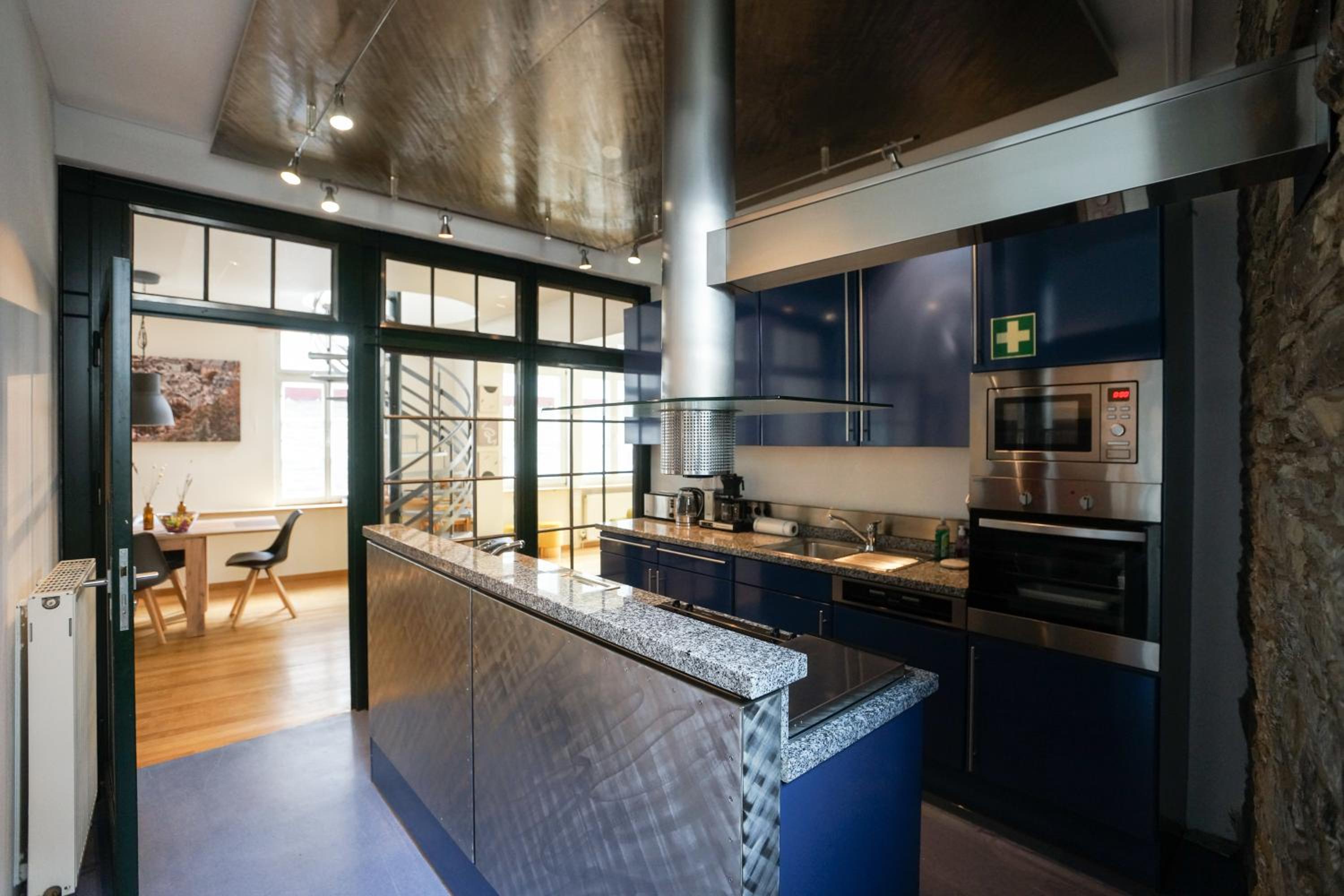 LOFT13 Traumhafte Wohnung mit Terrasse für 4 Gäste