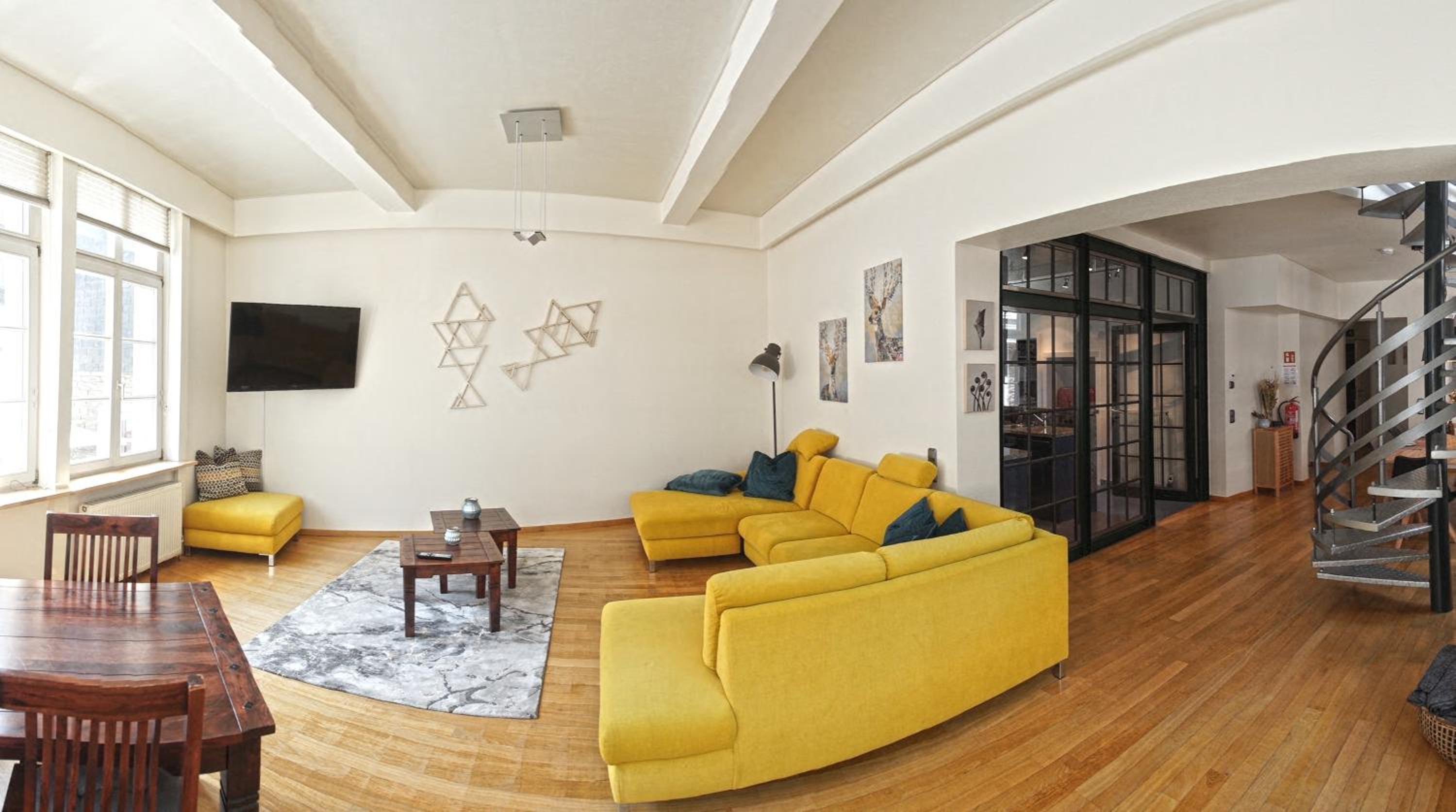 LOFT13 Traumhafte Wohnung mit Terrasse für 4 Gäste