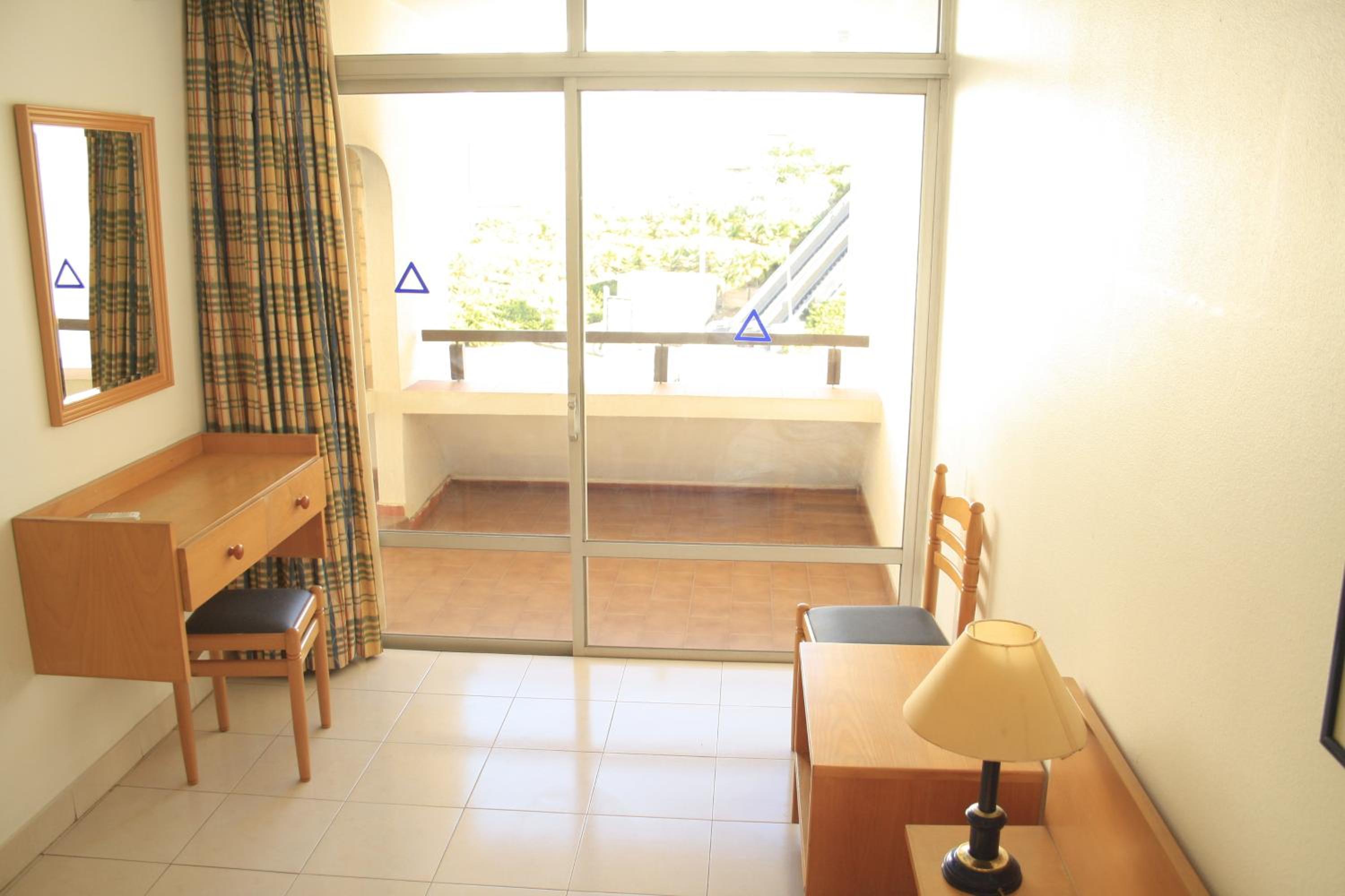 Edificio Albufeira Apartamentos A. Local - Albuturismo Lda