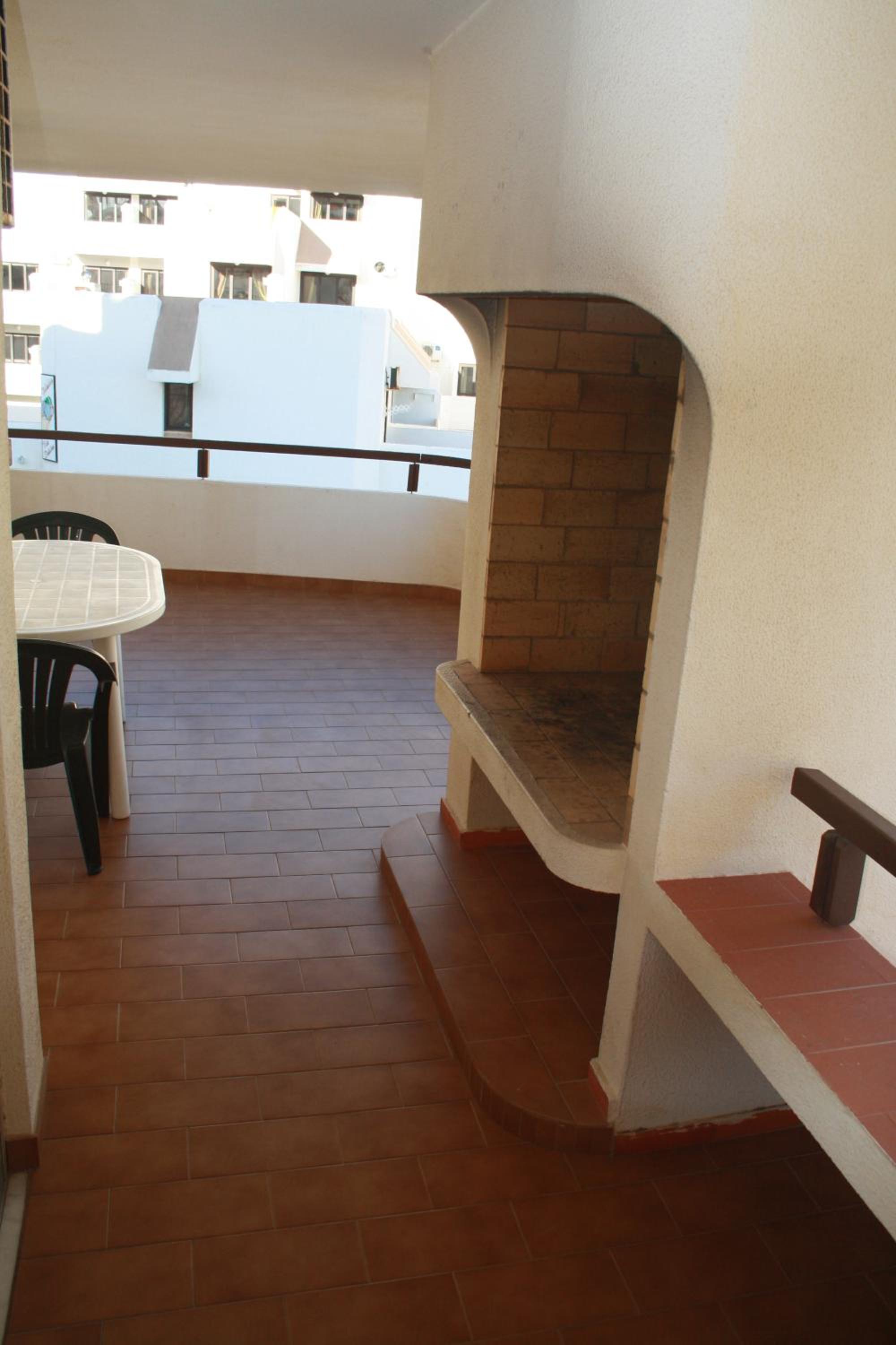 Edificio Albufeira Apartamentos A. Local - Albuturismo Lda