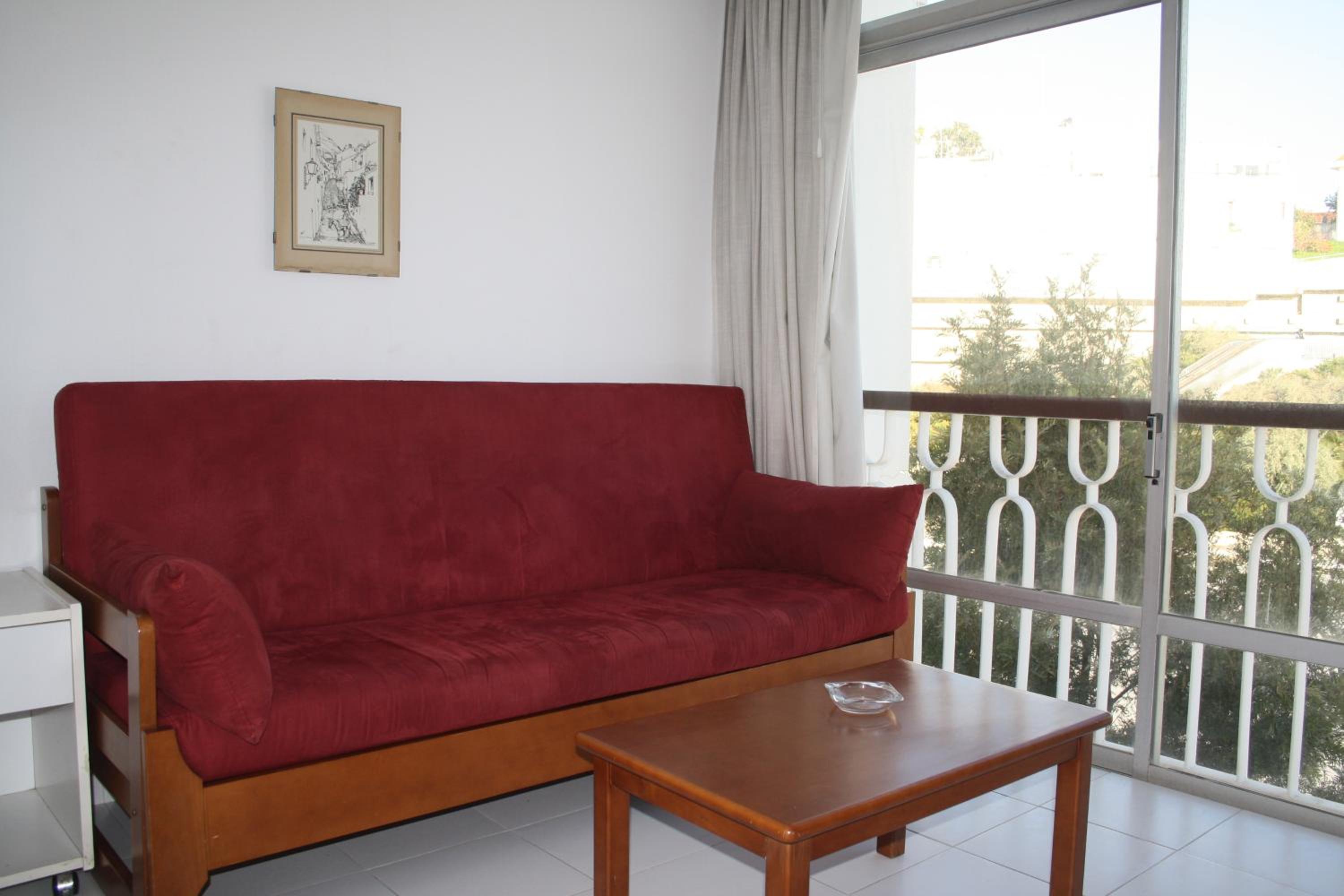 Edificio Albufeira Apartamentos A. Local - Albuturismo Lda