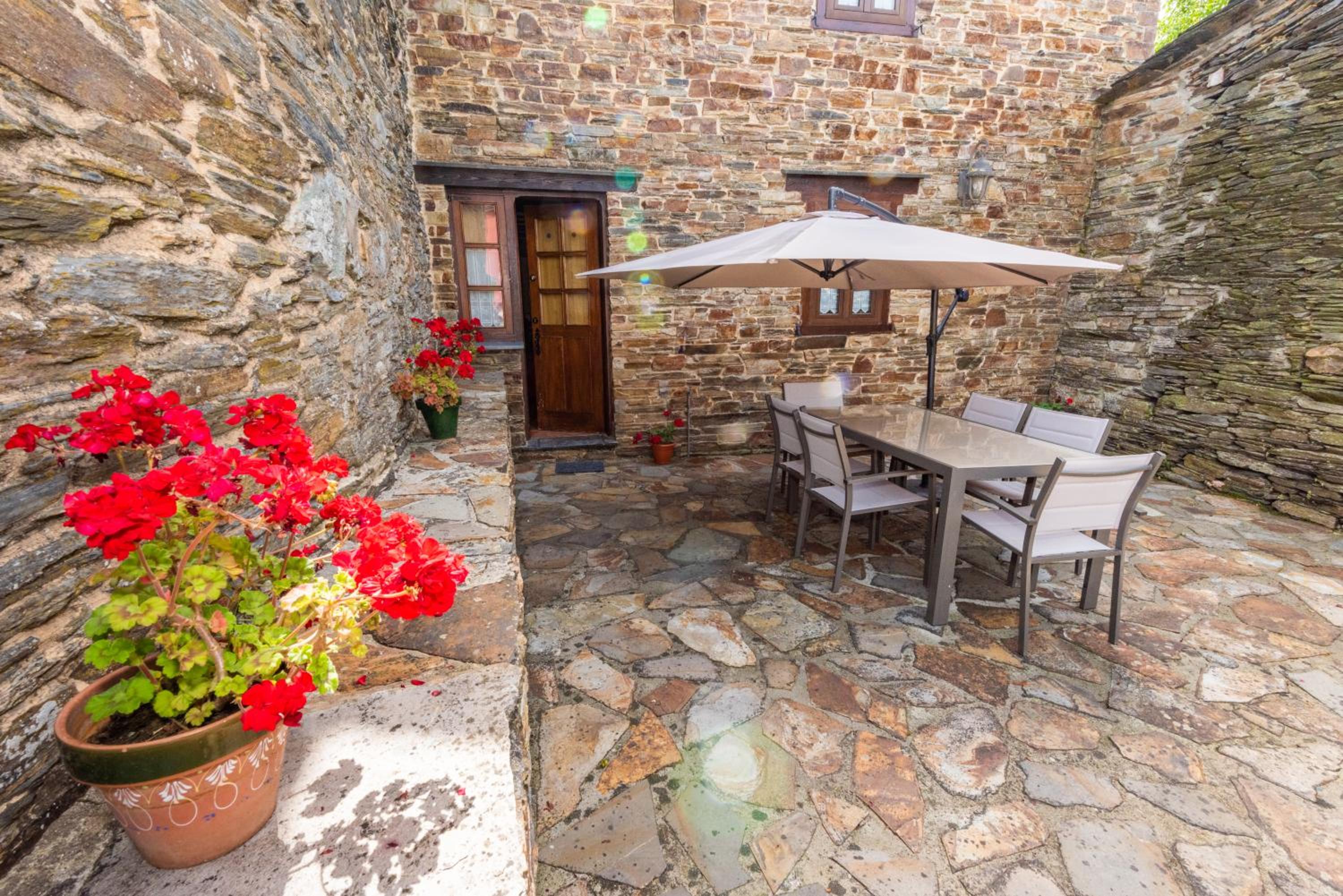 Balcón de Oscos, Apartamentos Rurales en la Asturias más auténtica