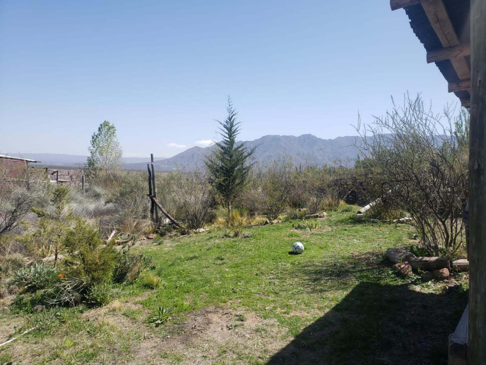Andes Sol y río cabañas vacacionales en la montaña mendoza