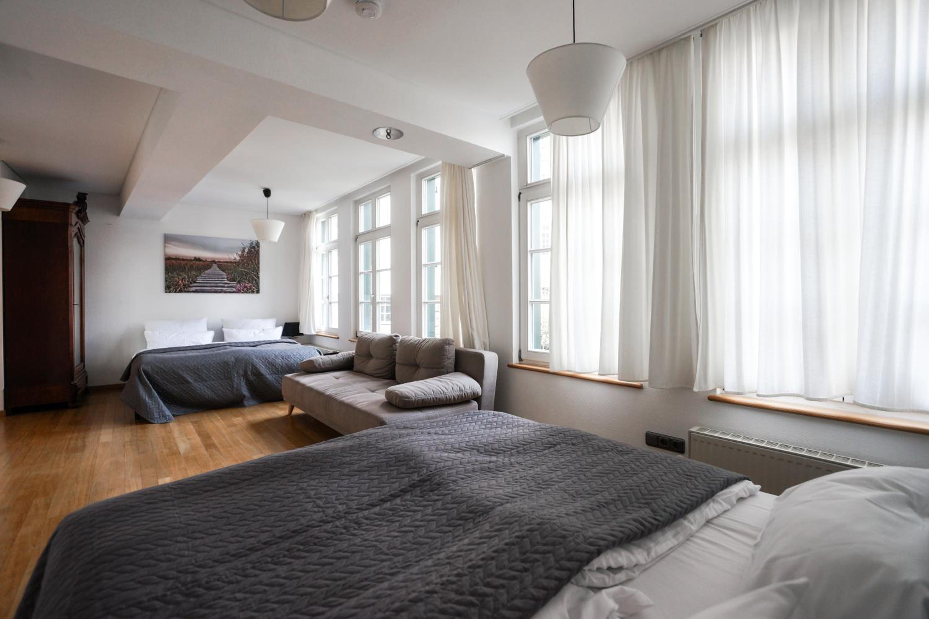 LOFT13 Traumhafte Wohnung mit Terrasse für 8 Gäste