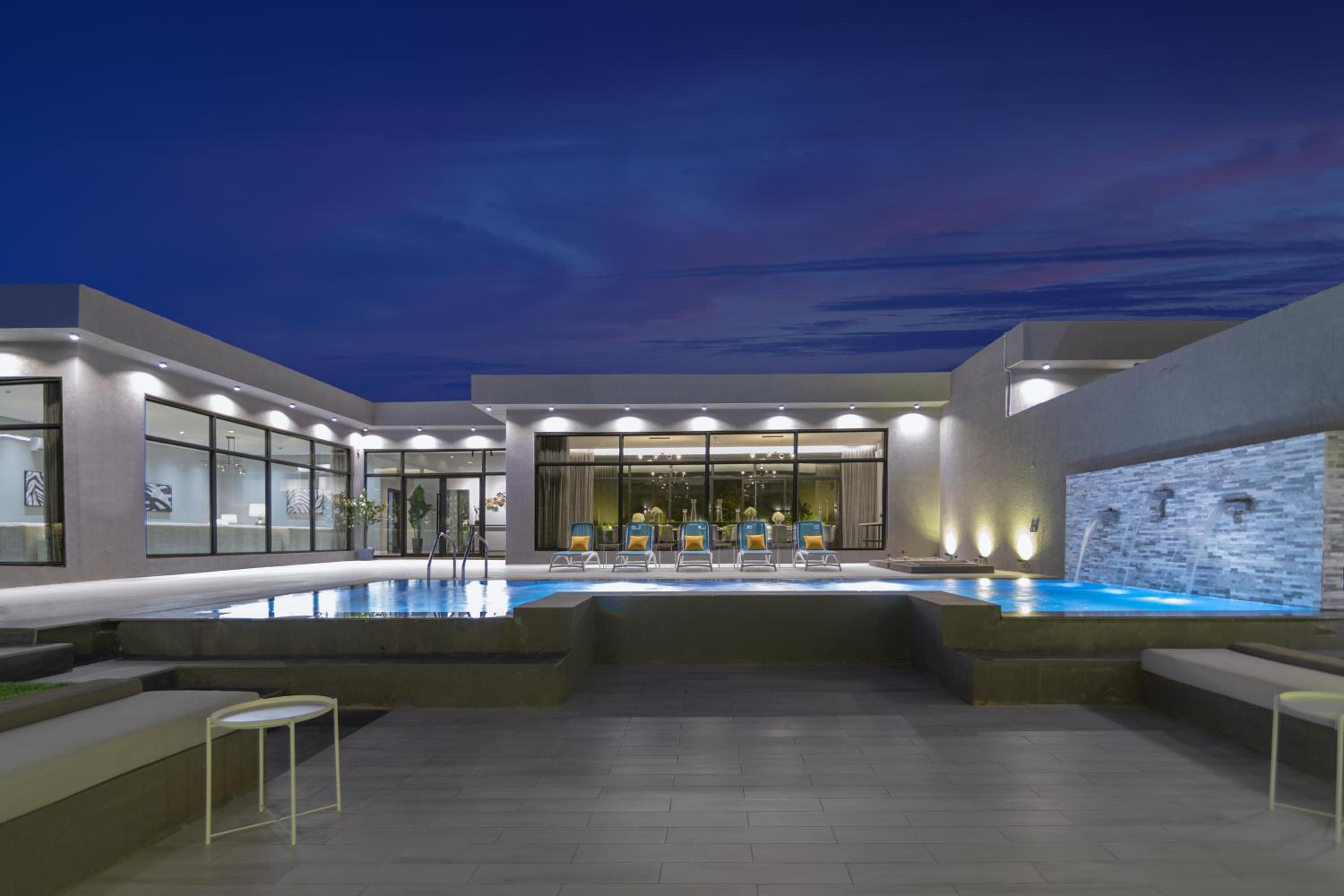 Riyadh View Resort منتجع و شاليهات الرياض فيو
