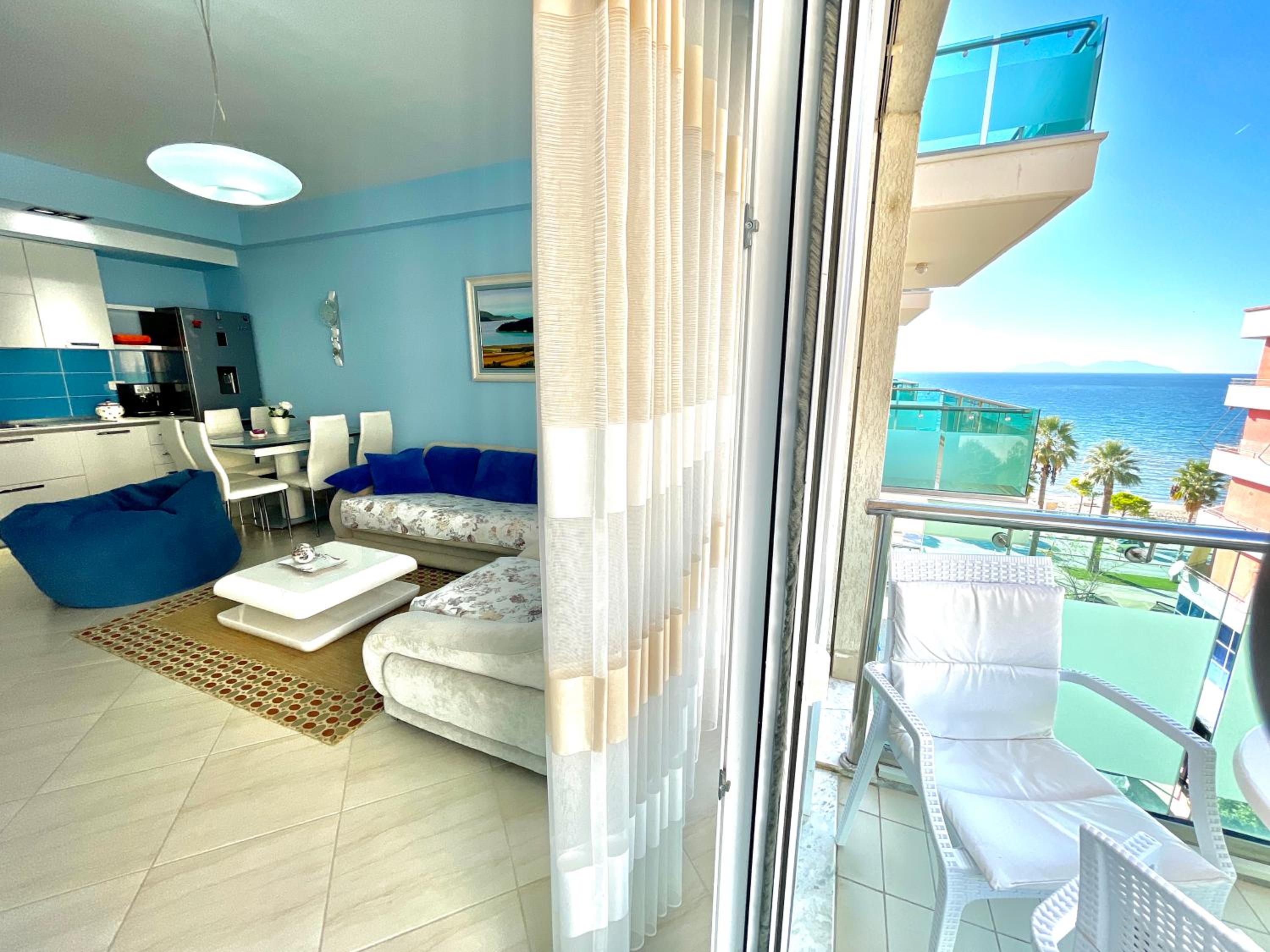 SEA SIDE SUITE