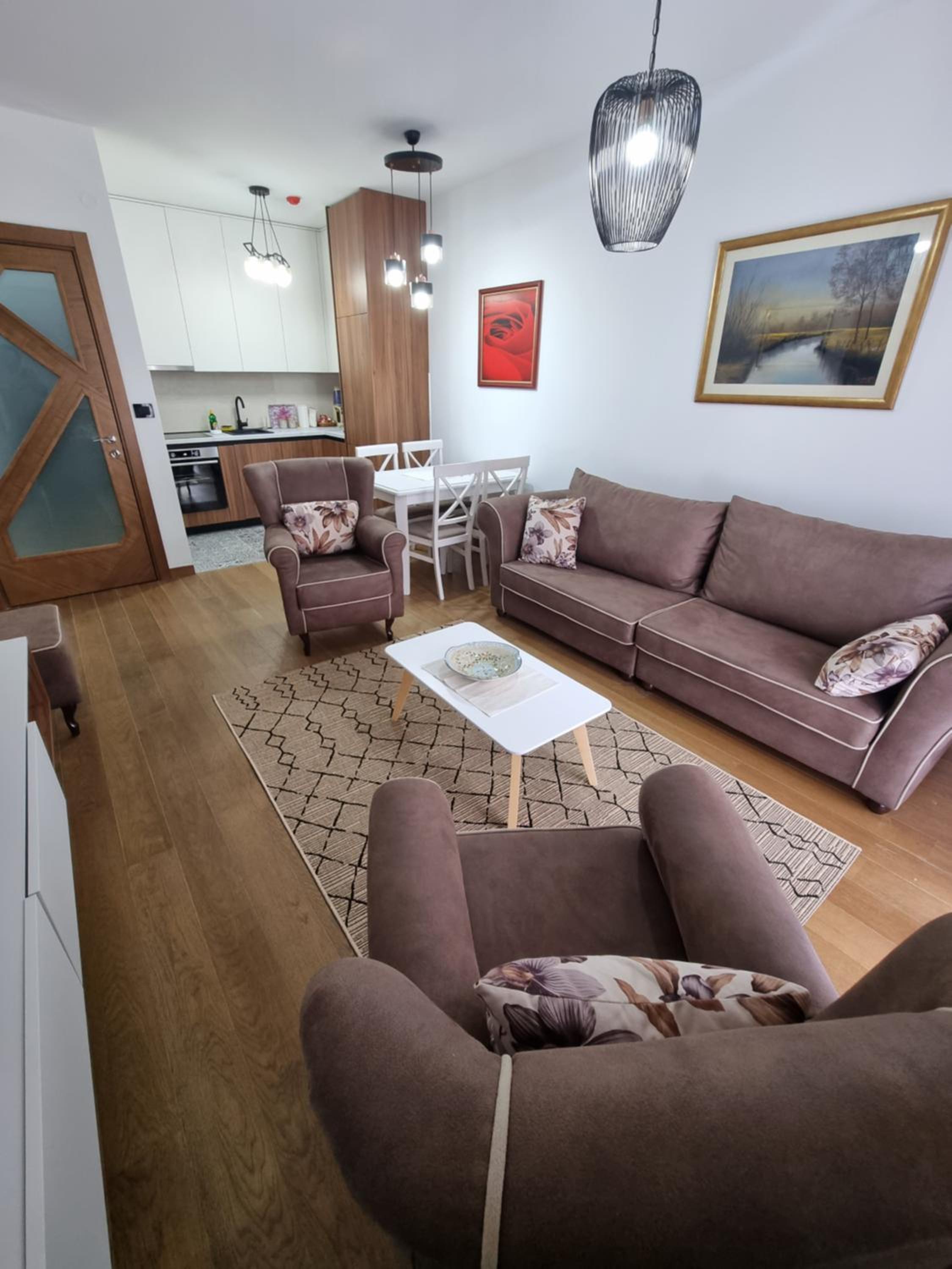 Fantastic new centre apartment