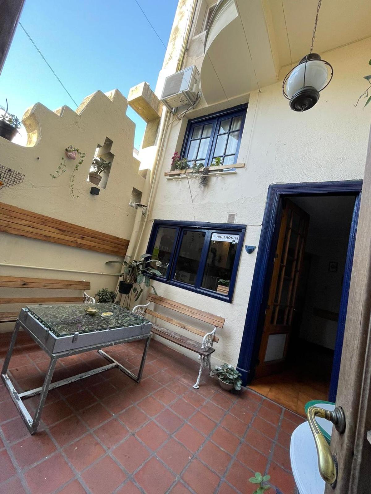 High Hostel Rosario
