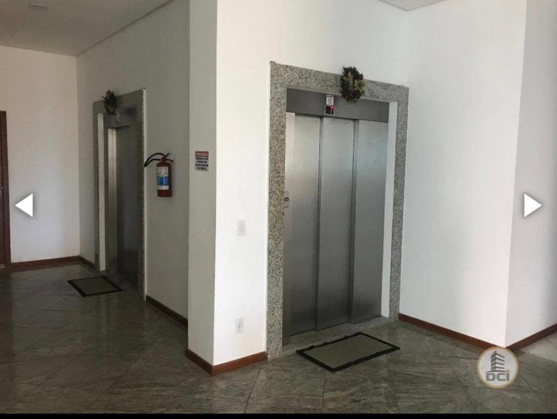 Apartamento peracanga com vista para o mar